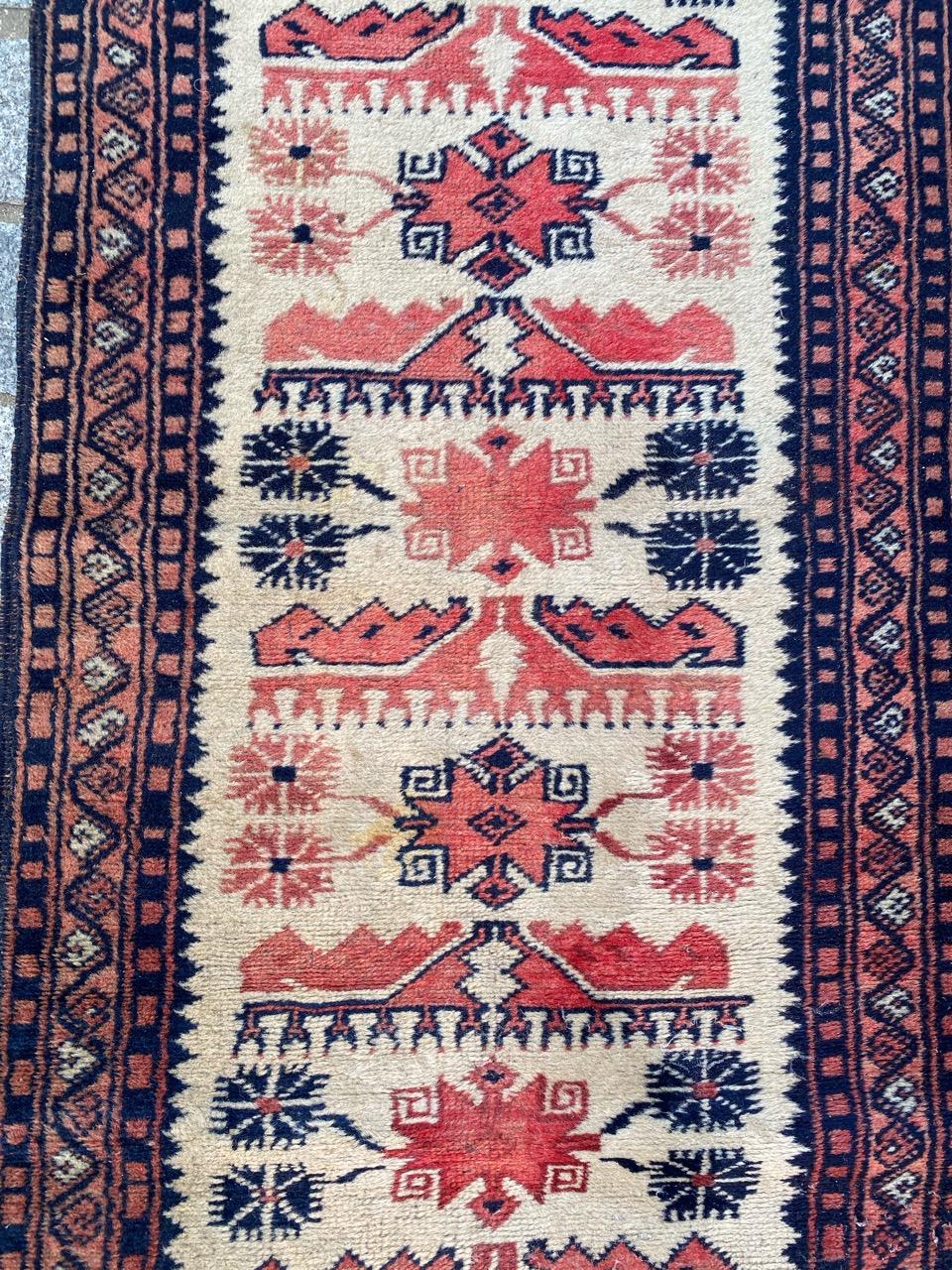 Türkischer Yagcibedir-Läufer im Vintage-Stil (Handgeknüpft) im Angebot