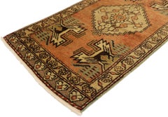 Türkischer Vintage-Teppich Yastik Oushak, Timeless Appeal trifft auf stilvolle Langlebigkeit