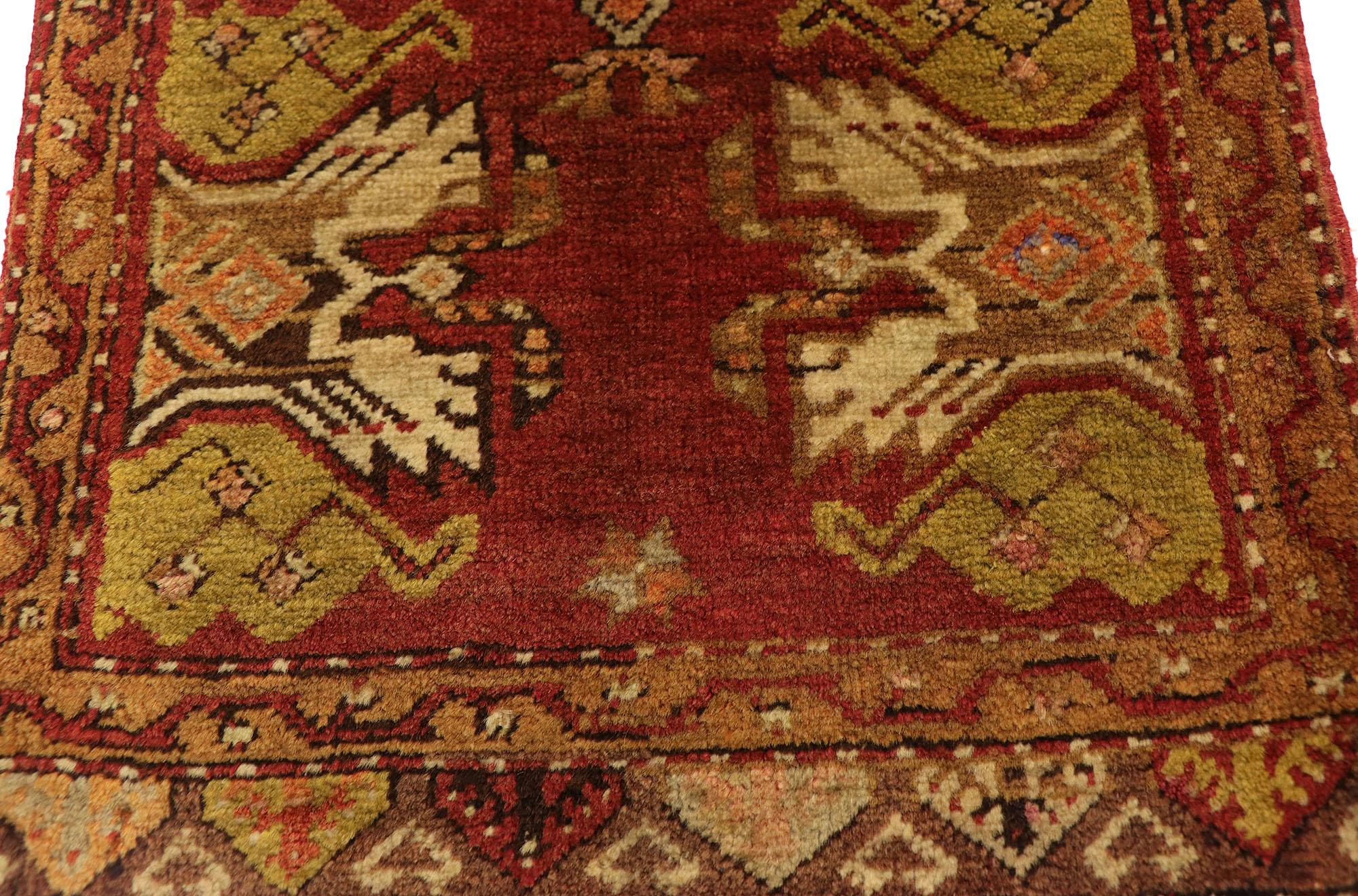 Türkischer Vintage-Teppich Yastik Oushak, Timeless Appeal trifft auf stilvolle Langlebigkeit im Zustand „Gut“ im Angebot in Dallas, TX