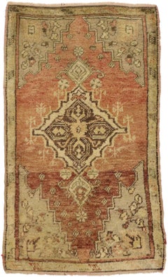 Vintage Turkish Yastik Oushak Carpet, Timeless Appeal Meets Stylish Durability
