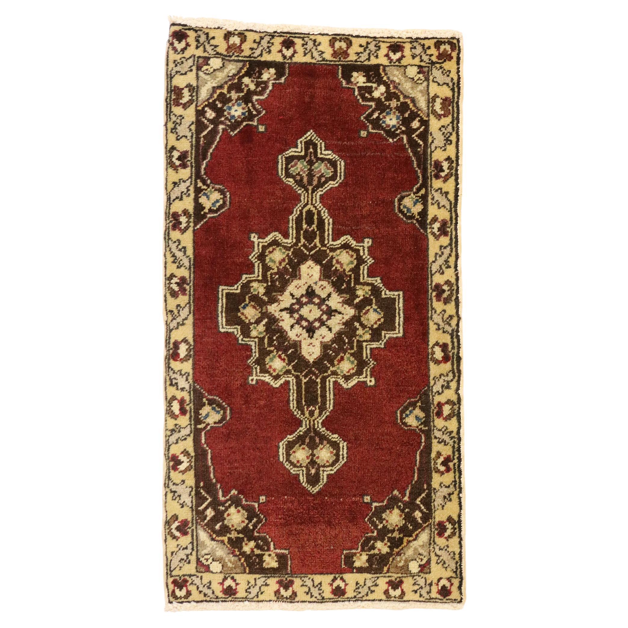 Türkischer Vintage-Teppich Yastik Oushak, Timeless Appeal trifft auf stilvolle Langlebigkeit