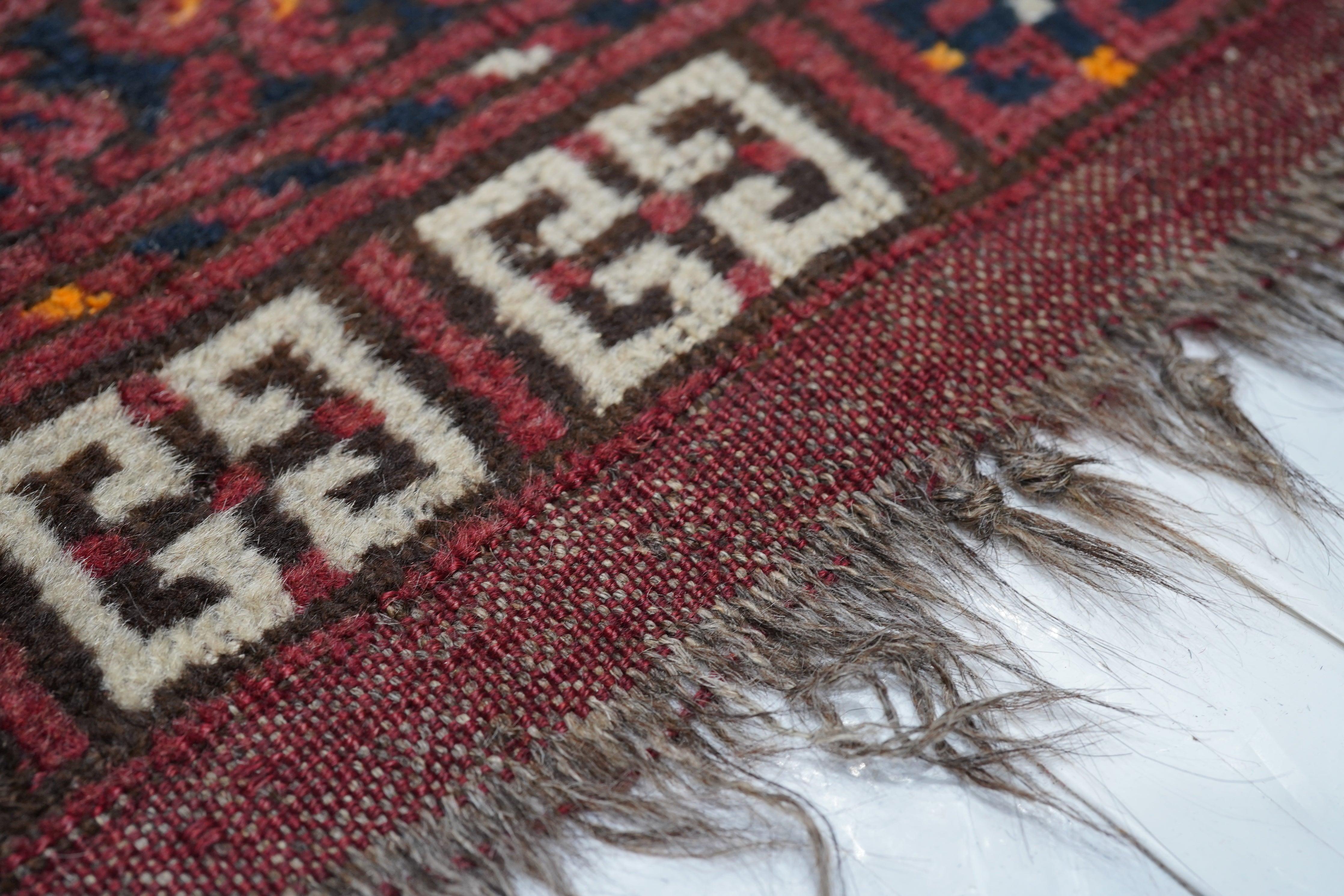 XX secolo Tappeto vintage Turkmen 4'11'' x 7'7'' in vendita