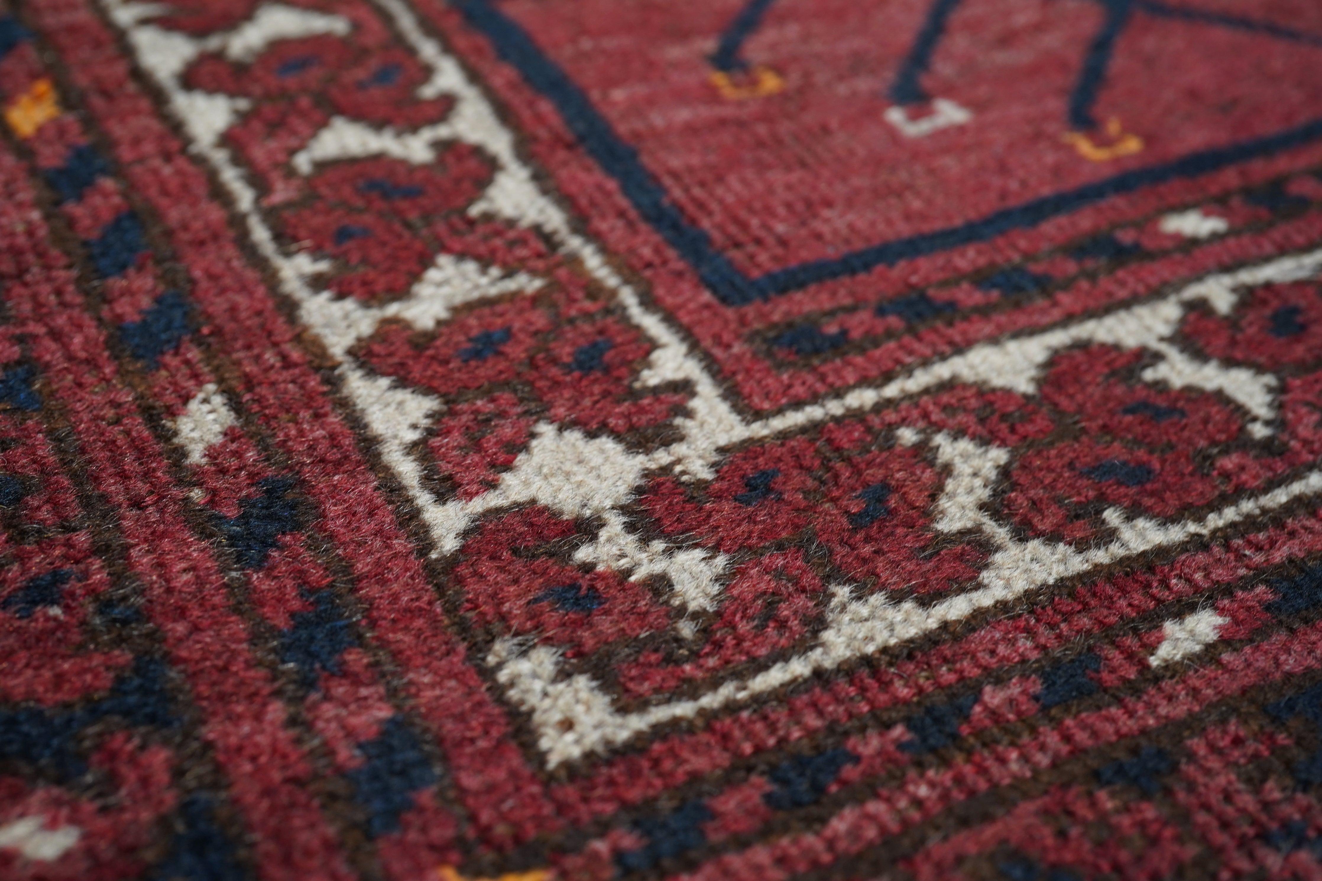 Lana Tappeto vintage Turkmen 4'11'' x 7'7'' in vendita