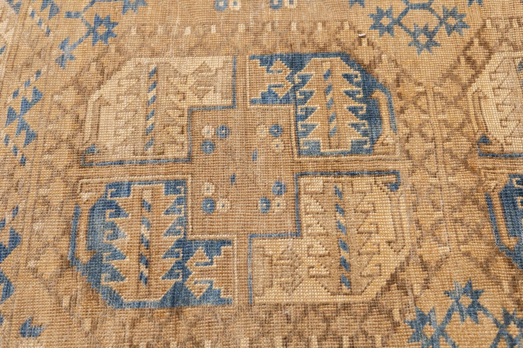 Vintage Turkmen Rug 7'8'' x 10'6'' For Sale 5
