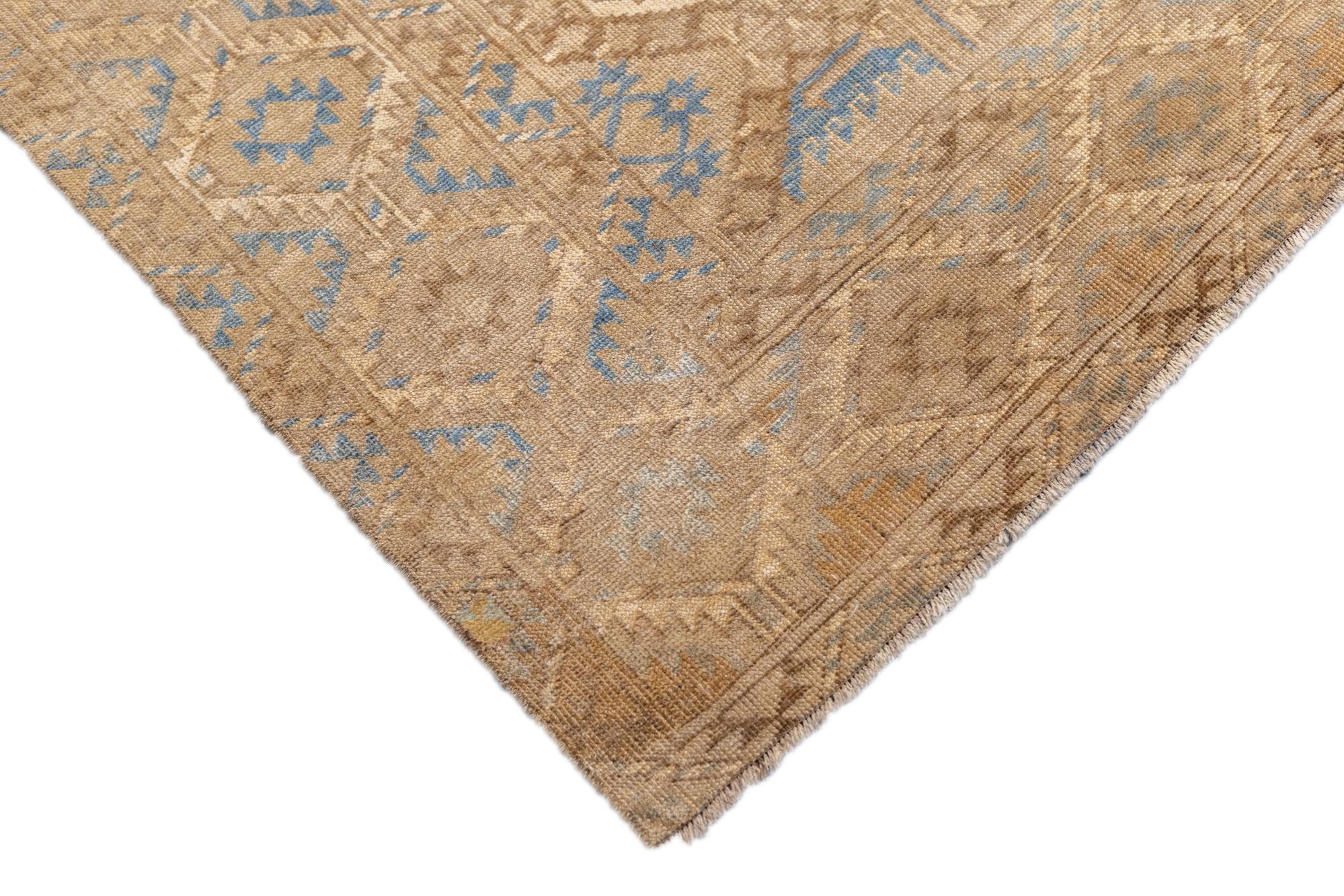 Vintage Turkmen Rug 7'8'' x 10'6'' In Good Condition For Sale In New York, NY