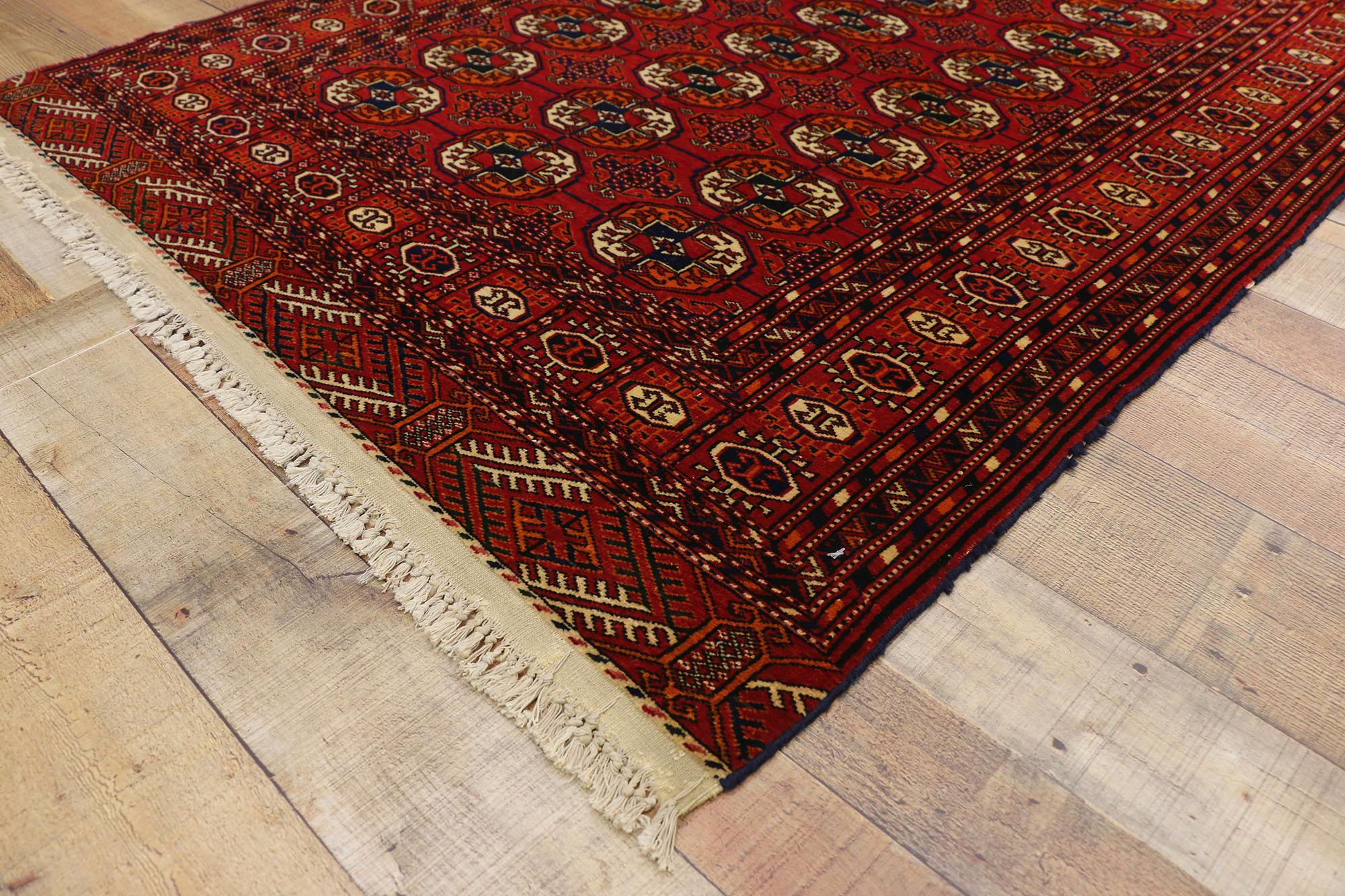Vintage Persian Baluch Rug In Good Condition For Sale In Dallas, TX