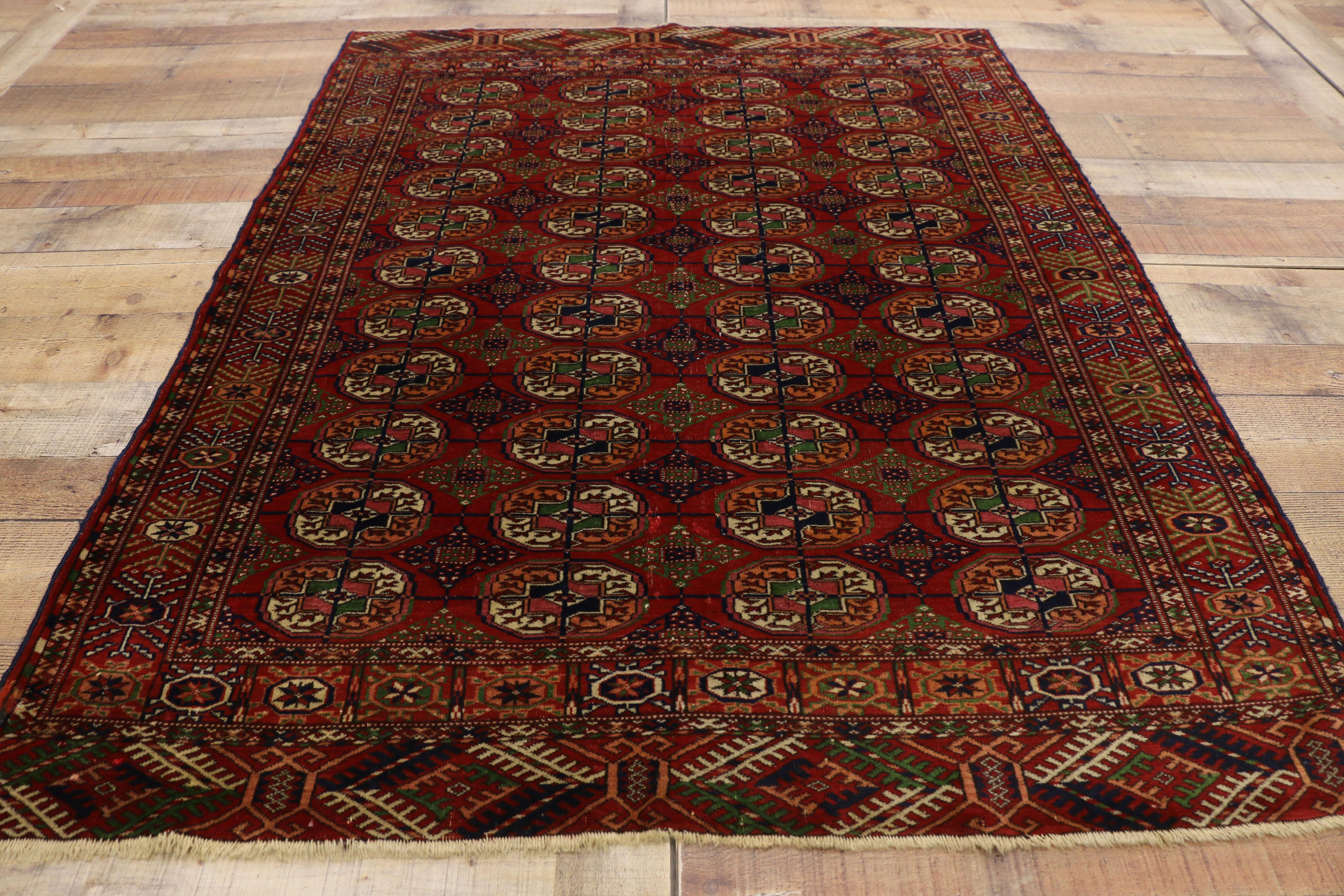 Türkischer Teppich im modernen Stammesstil mit Tekke-Akzent, Turkoman-Teppich (20. Jahrhundert) im Angebot