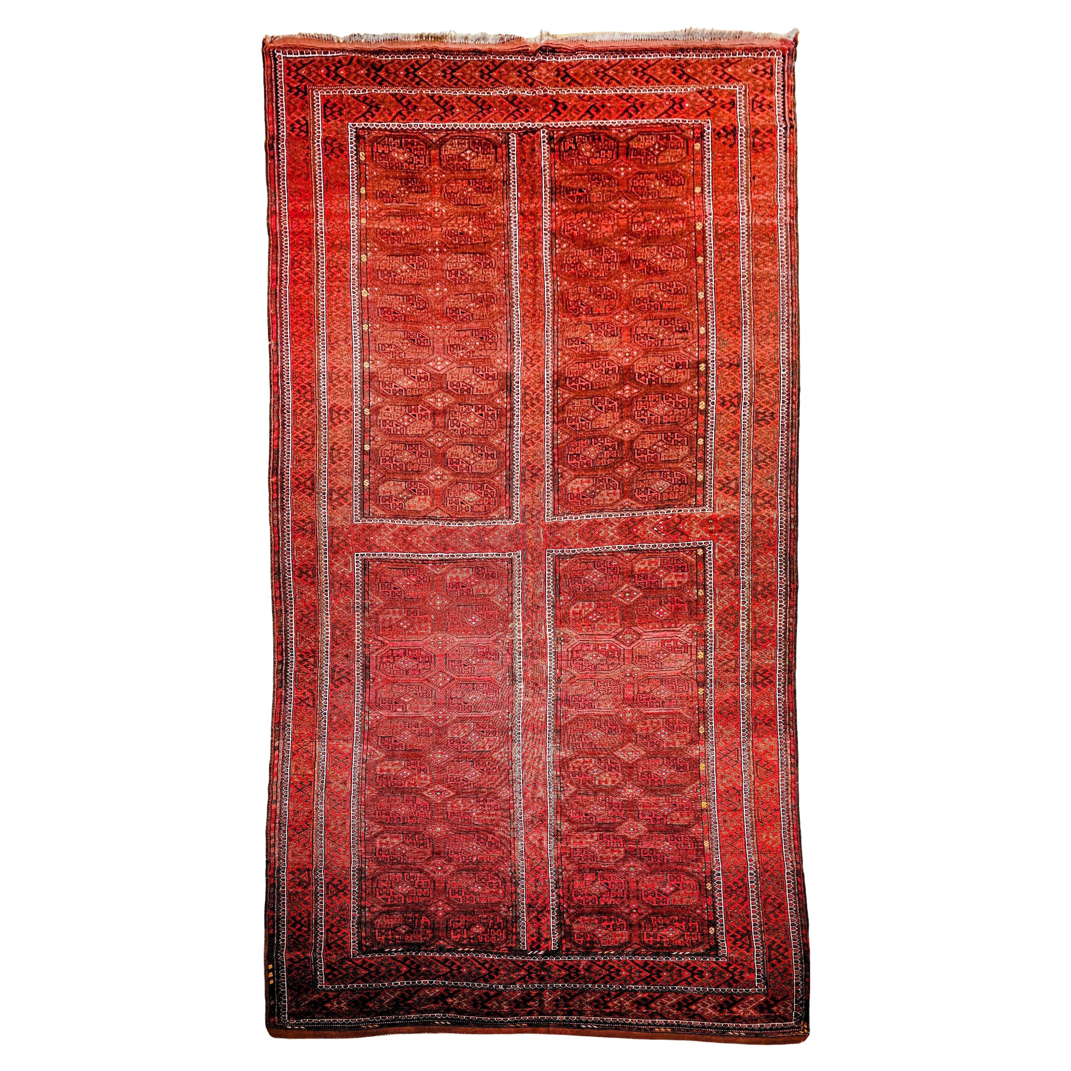 Tapis Tekke Gallery turc vintage à motif géométrique sur toute sa surface en vente