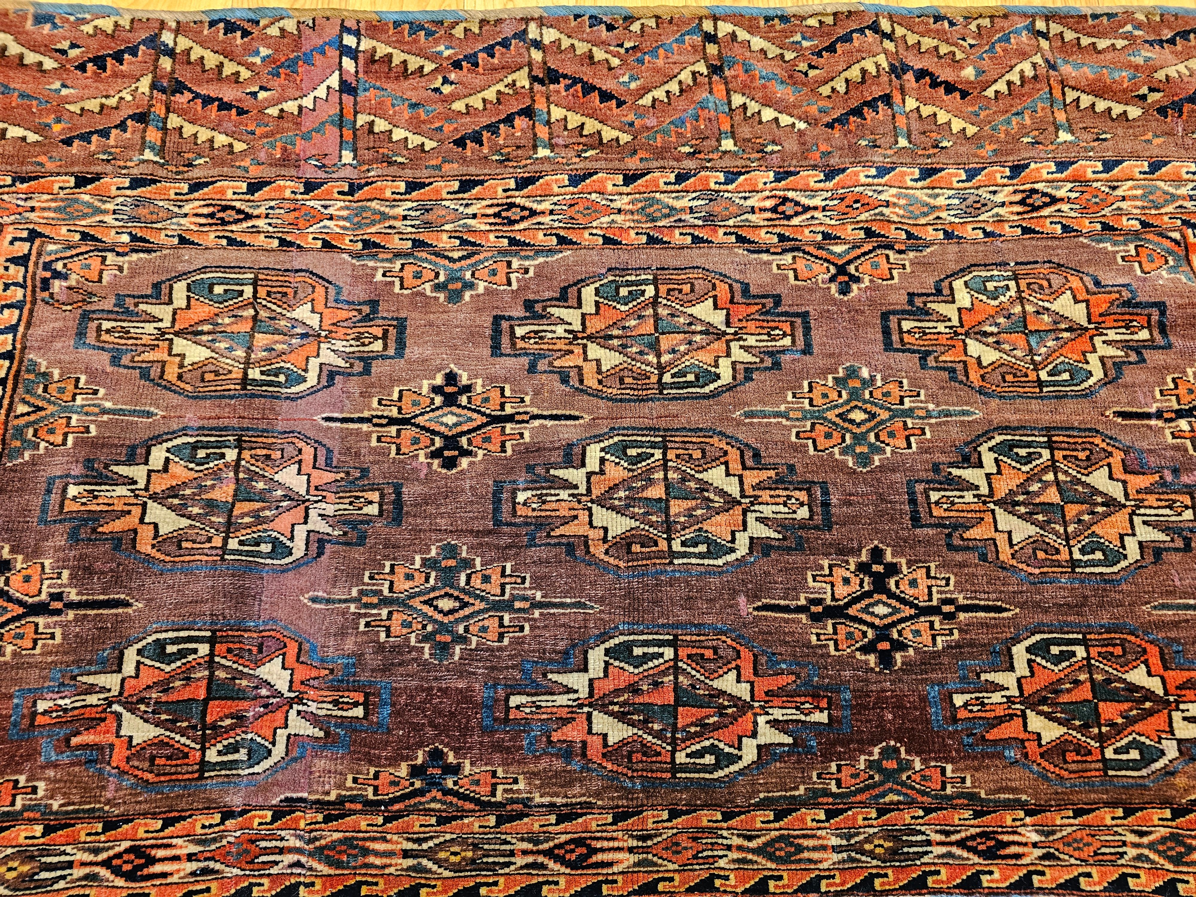 Turkmenische Yomut Chuval-Tasche im Vintage-Stil im Zustand „Gut“ im Angebot in Barrington, IL