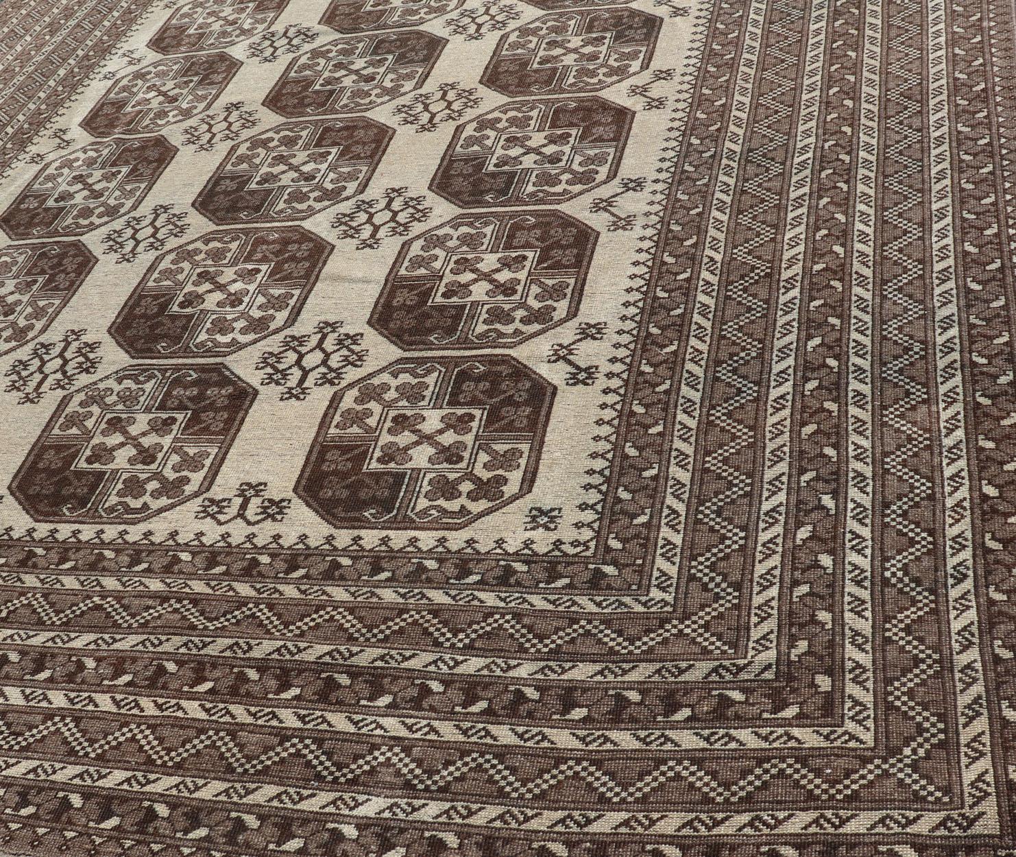 Hand-Knotted Vintage Turkomen Ersari Rug in Wool with All-Over Repeating Gul Design For Sale