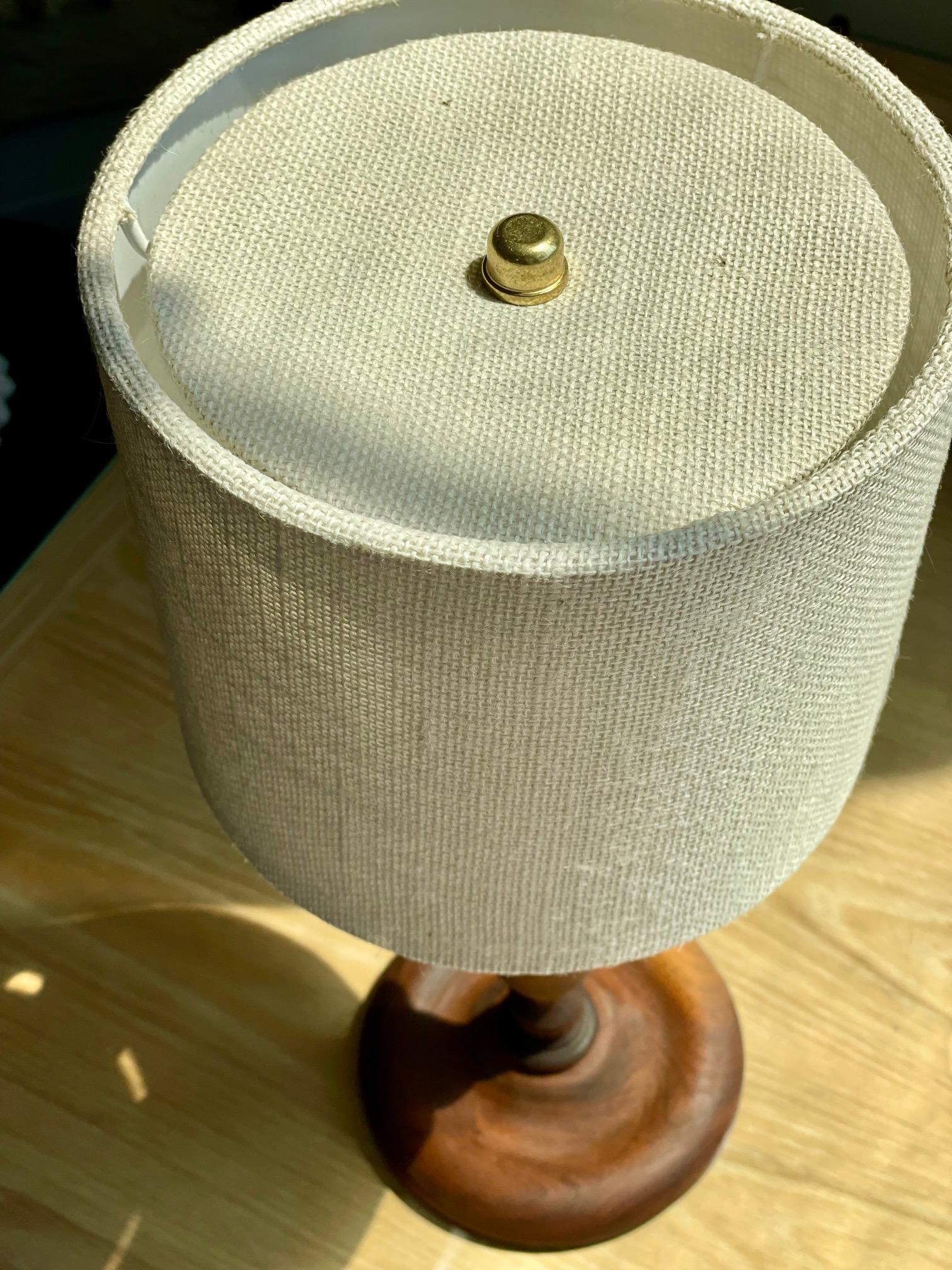 Vintage Gedrehte Wood Wood Lampe (20. Jahrhundert) im Angebot