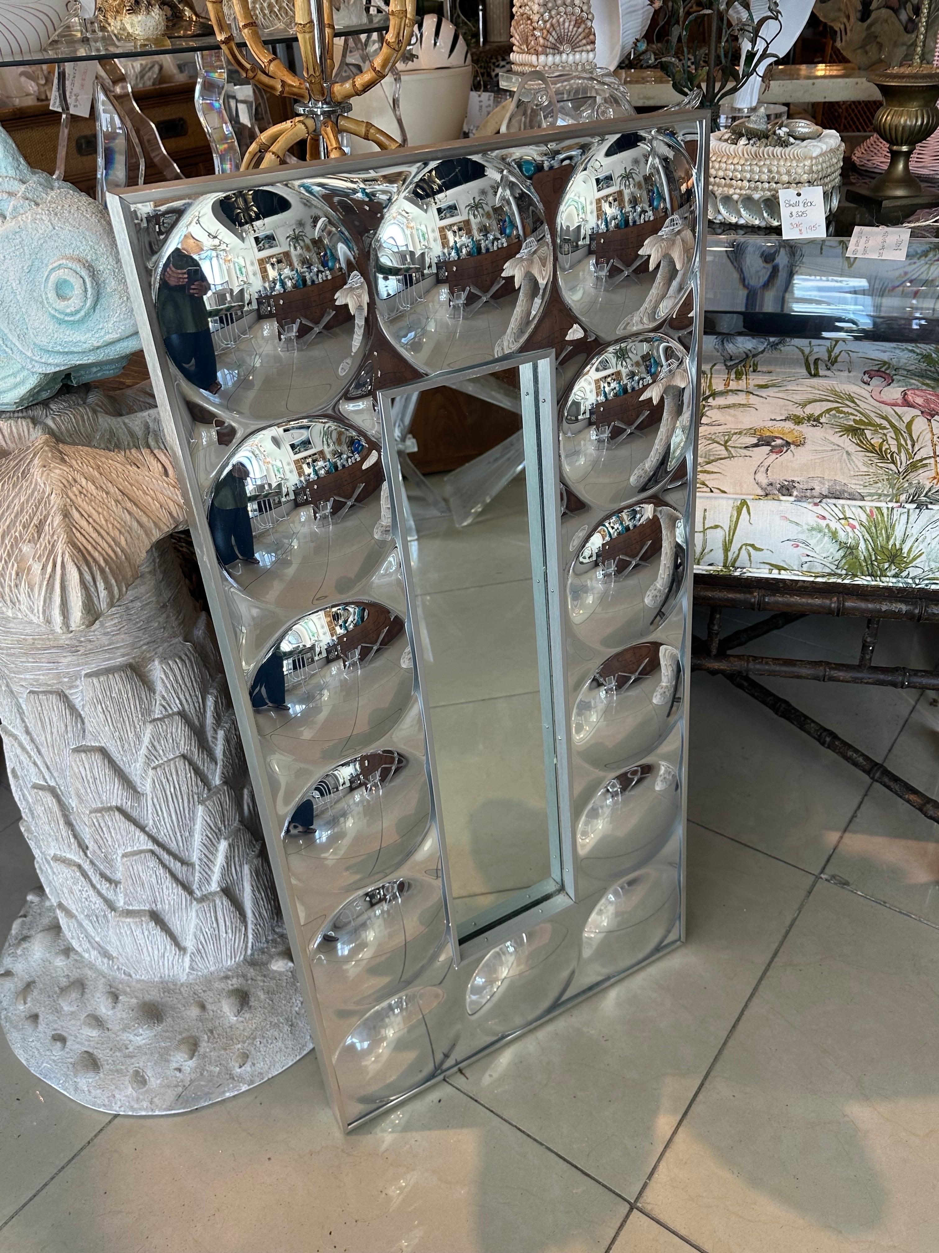 Vintage Turner Modern Convex Bubble Wall MIrror Chrome 1960s Pop Art Op In Good Condition In West Palm Beach, FL