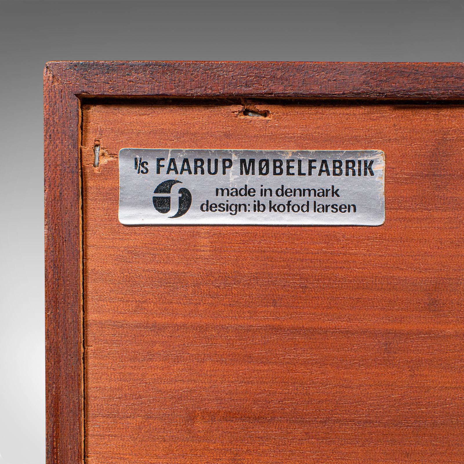 Vintage Turntable Display Stand, Danish, HiFi Cabinet, Kofod Larsen, Mid Century For Sale 6