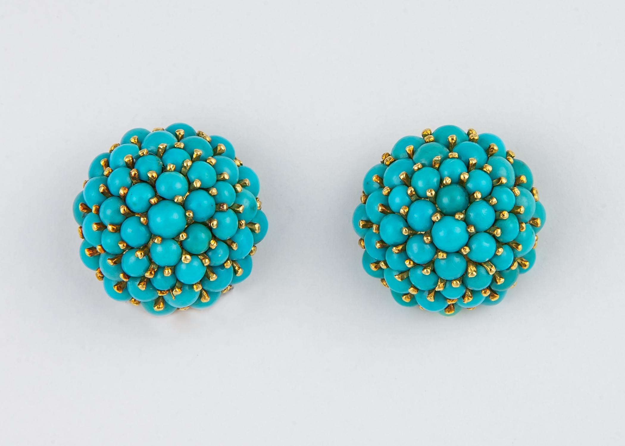 All the beauty and craftsmanship Italy is famous for. Rich vivid turquoise are perfectly set in this classic dome style earring. Simple & Chic. 7/8's of an inch.