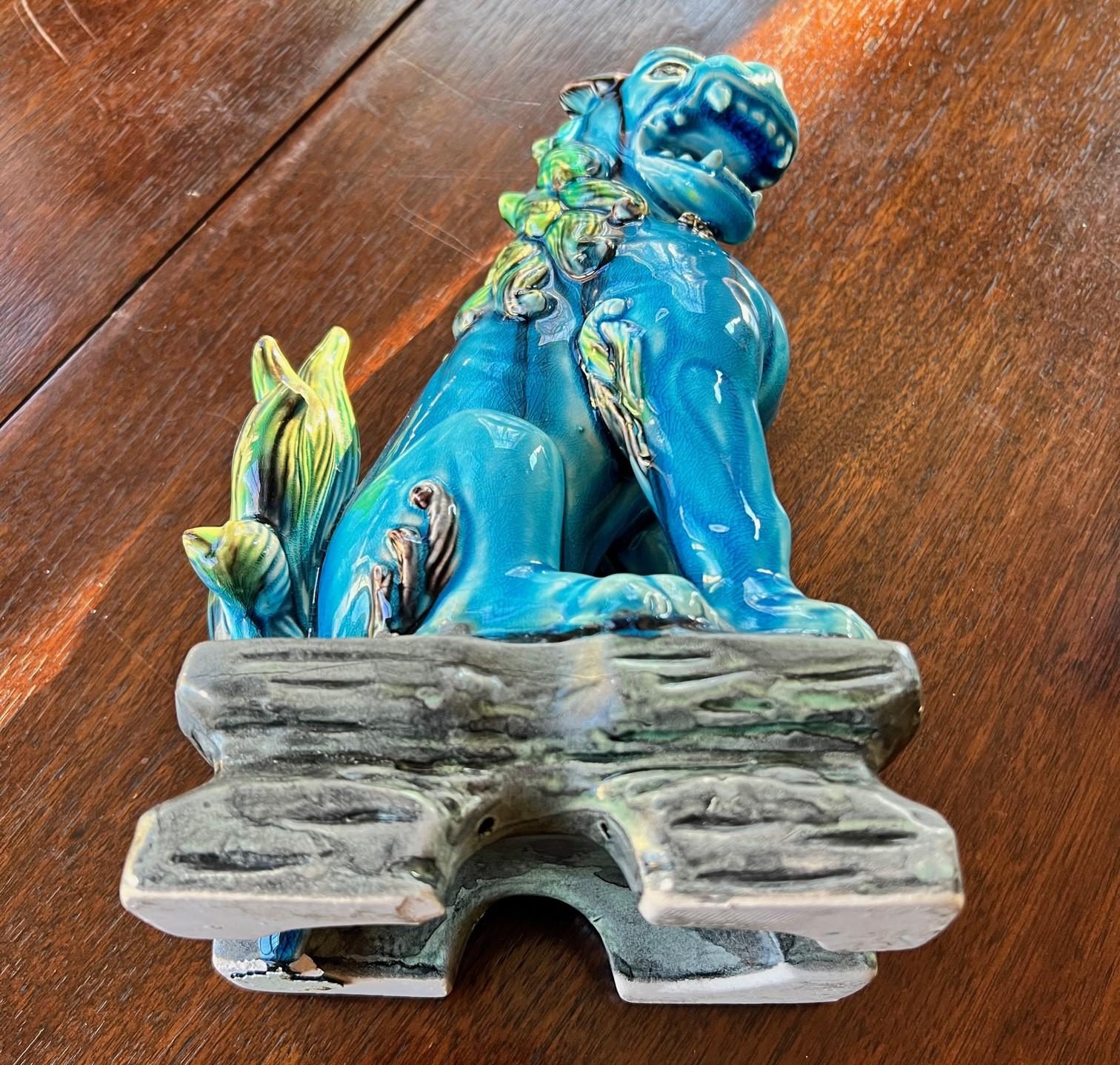 Céramique Paire de chiens Komainu japonais en céramique à glaçure verte et turquoise, vintage 