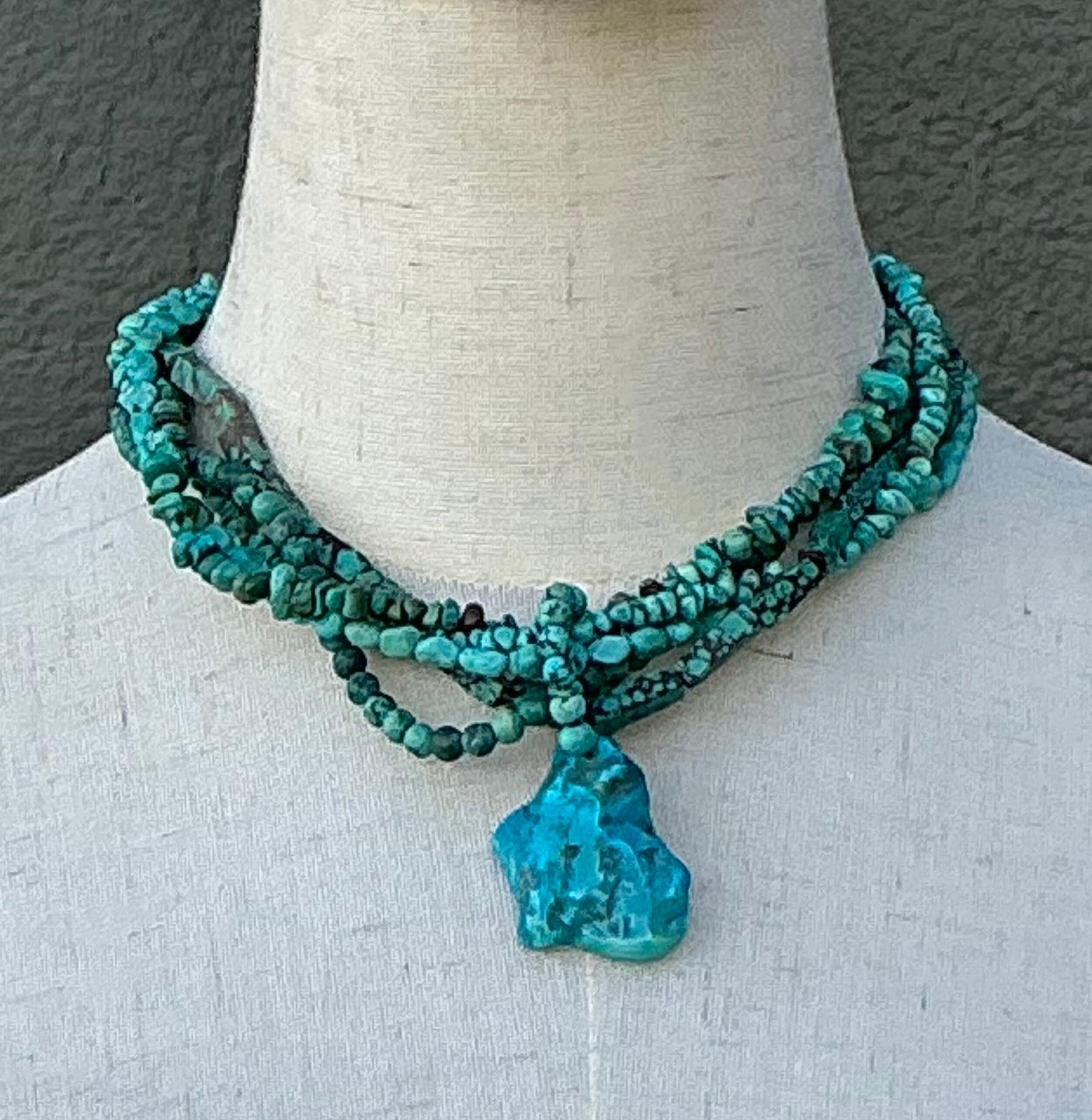 Nativo americano Collana a più fili con perline in turchese vintage in vendita