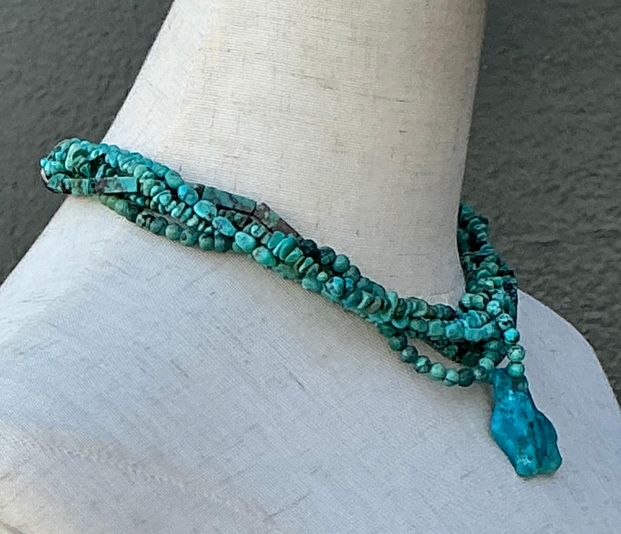 Collana a più fili con perline in turchese vintage in vendita 2