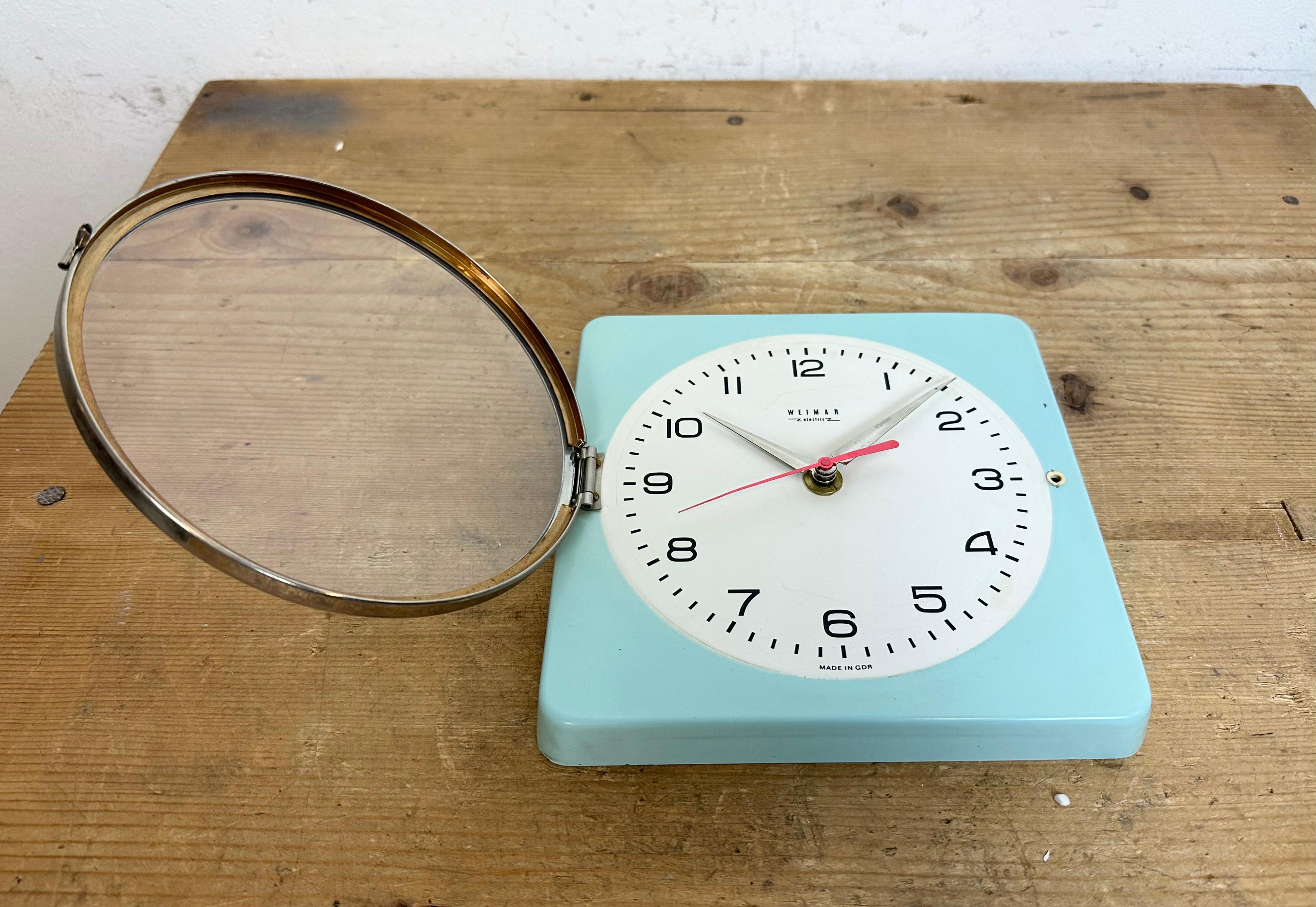 Vintage Turquoise East German Wall Clock from Weimar Electronic , 1970s For Sale 9