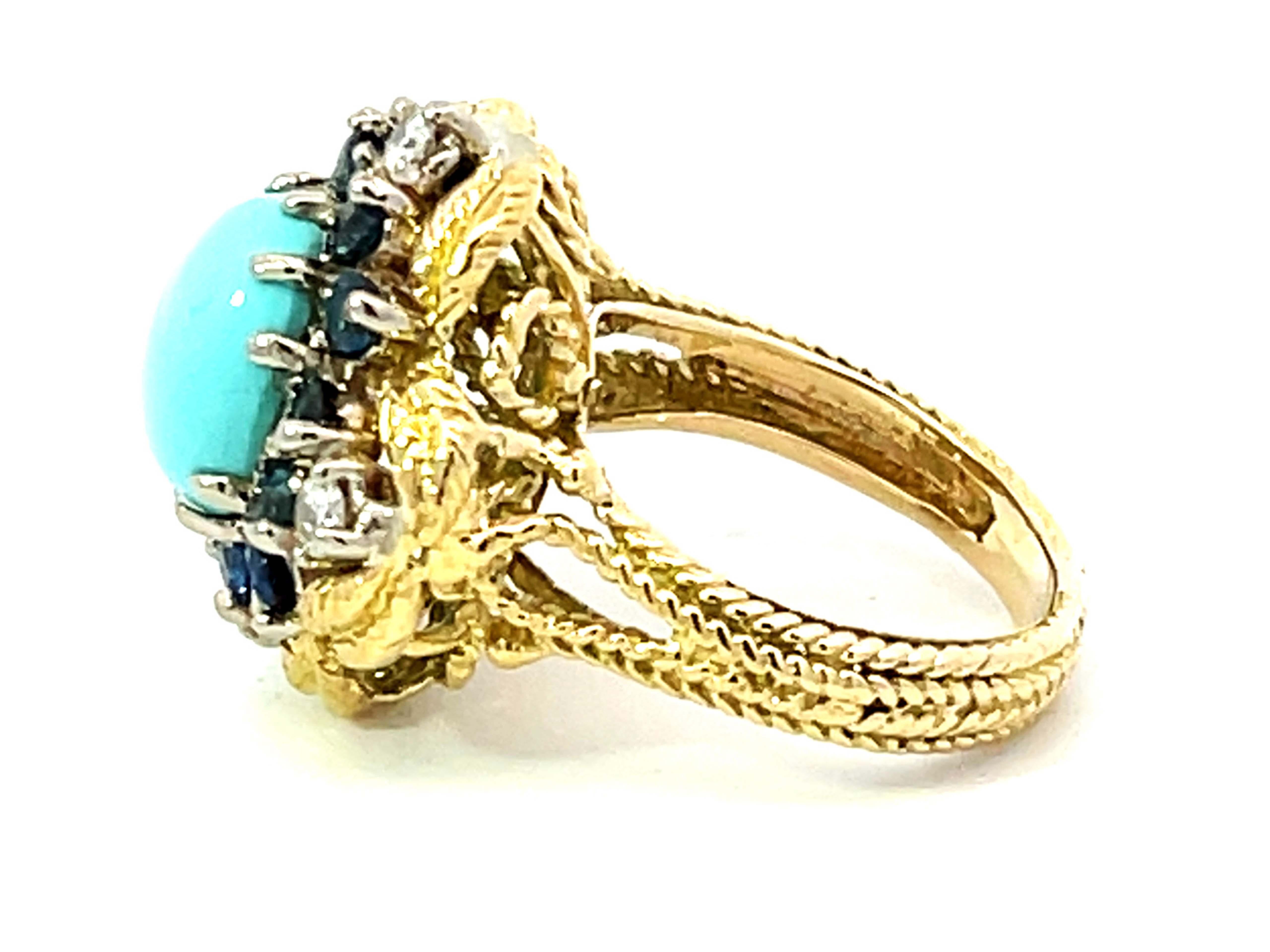 Vintage Turquoise Sapphire and Diamond Ring in 18k Yellow Gold In Excellent Condition For Sale In Honolulu, HI