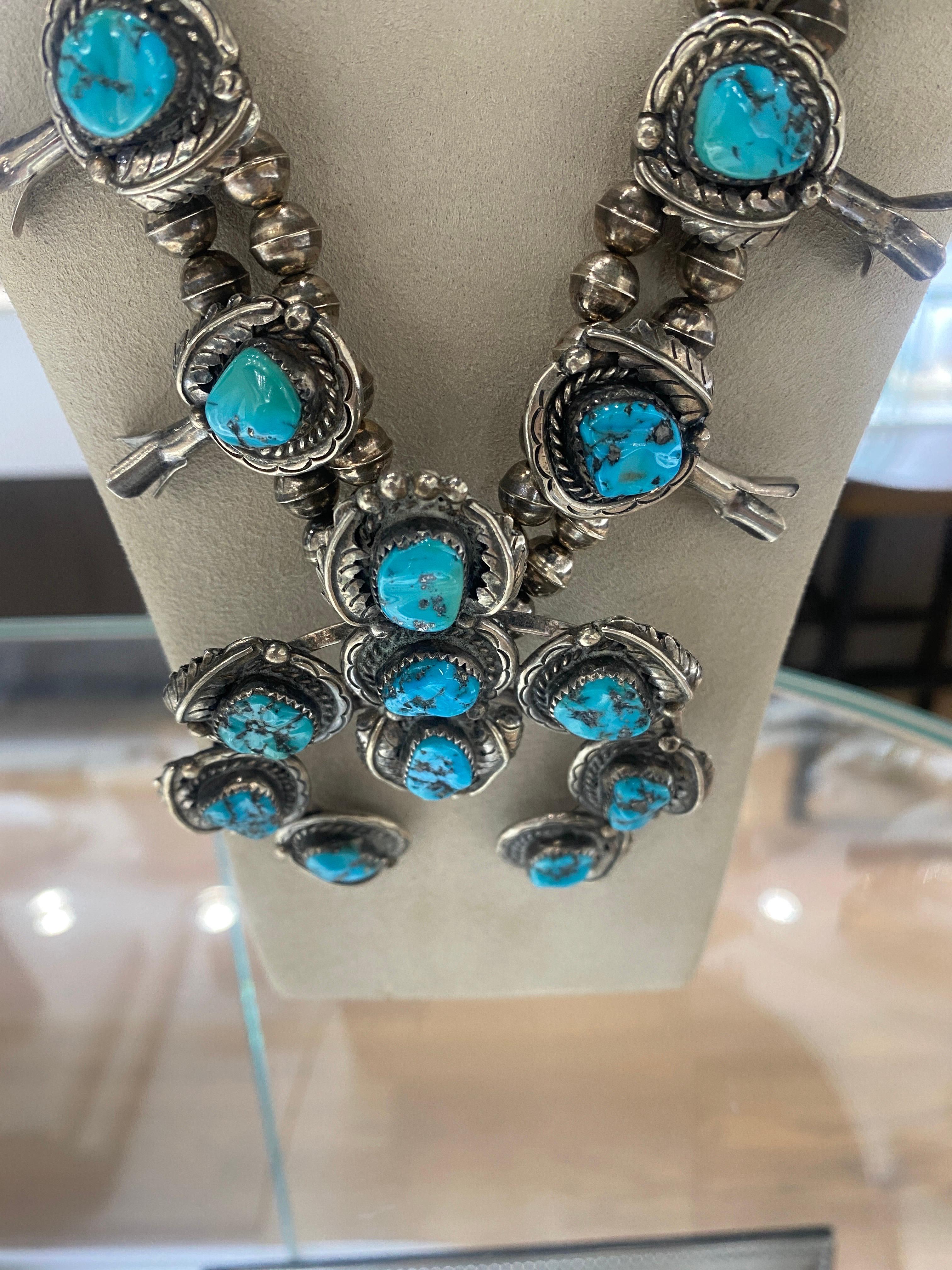 Vintage Turquoise Squash Blossom Necklace In Excellent Condition For Sale In Houston, TX