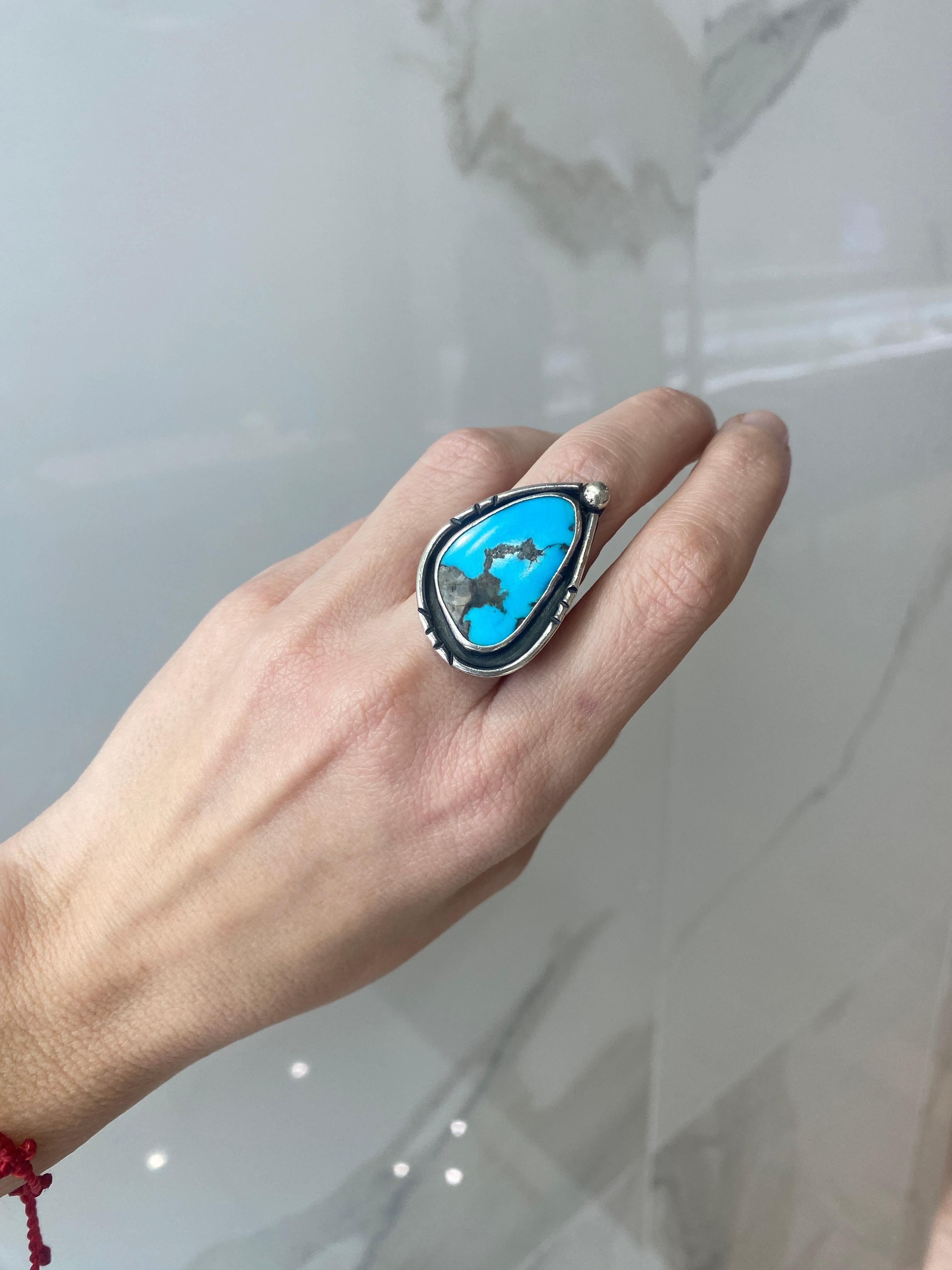 Vintage Turquoise Sterling Silver Ring For Sale 4