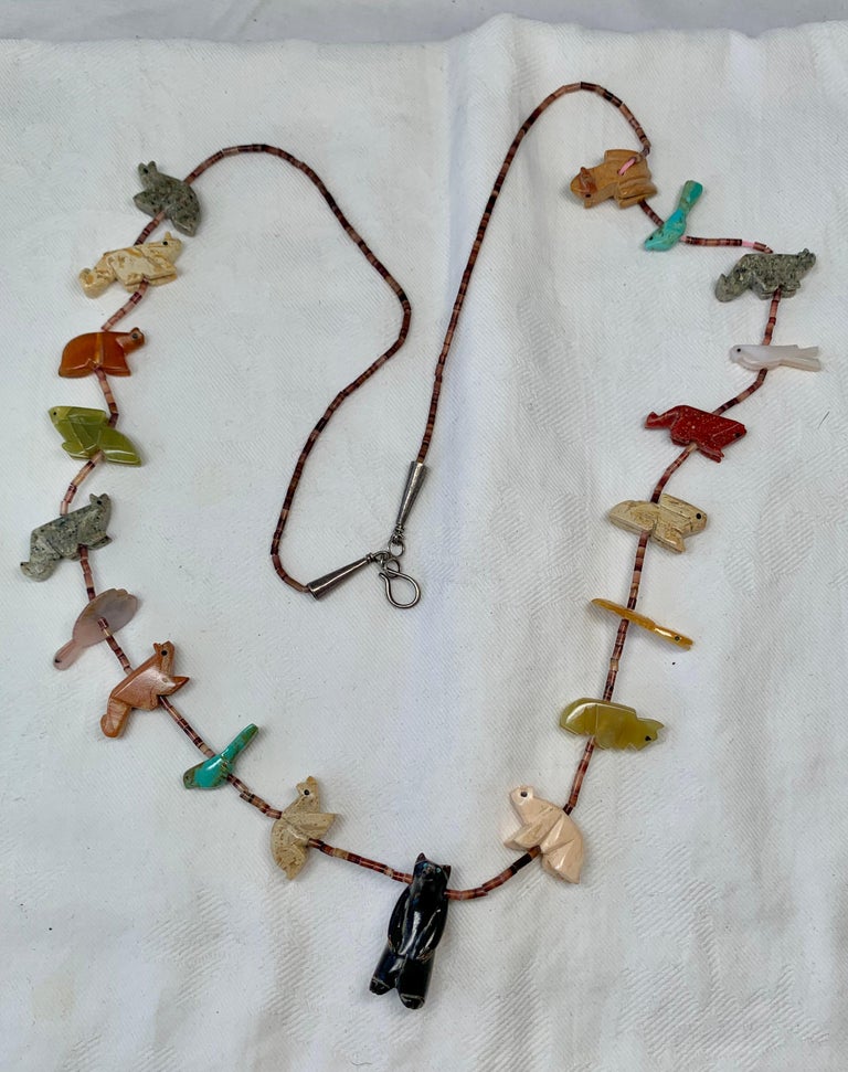 Vintage Turquoise Zuni Bear Bird Fetish Necklace Native American Indian