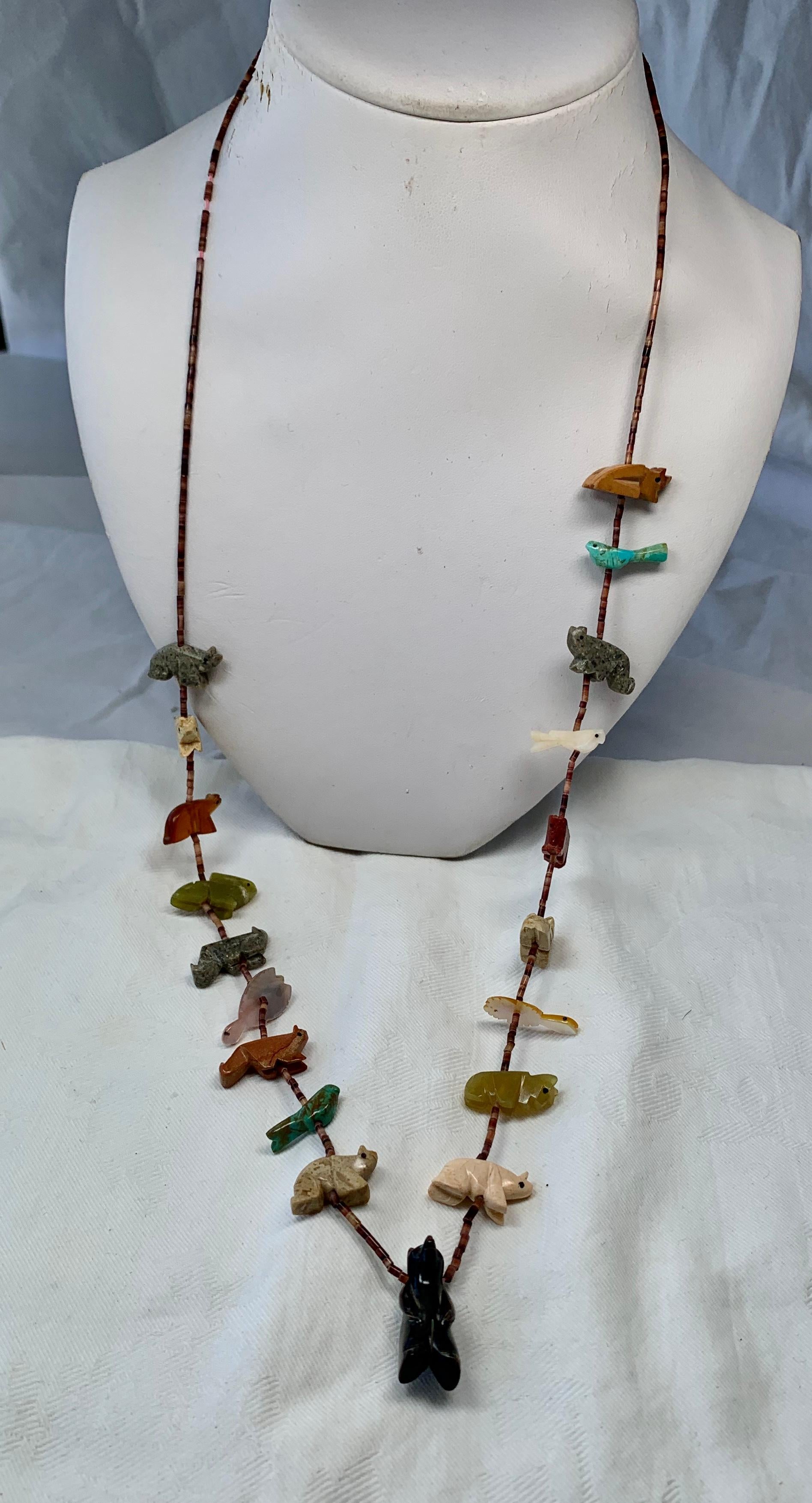 Native American Vintage 5 Strand Zuni Assorted Fetishes Fine Heishi Necklace Mother of Pearl