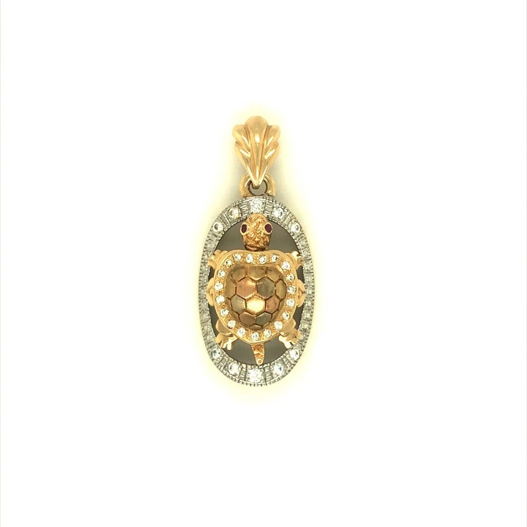 Vintage Turtle and Diamond Pendant 14K Tri Color Gold For Sale 2