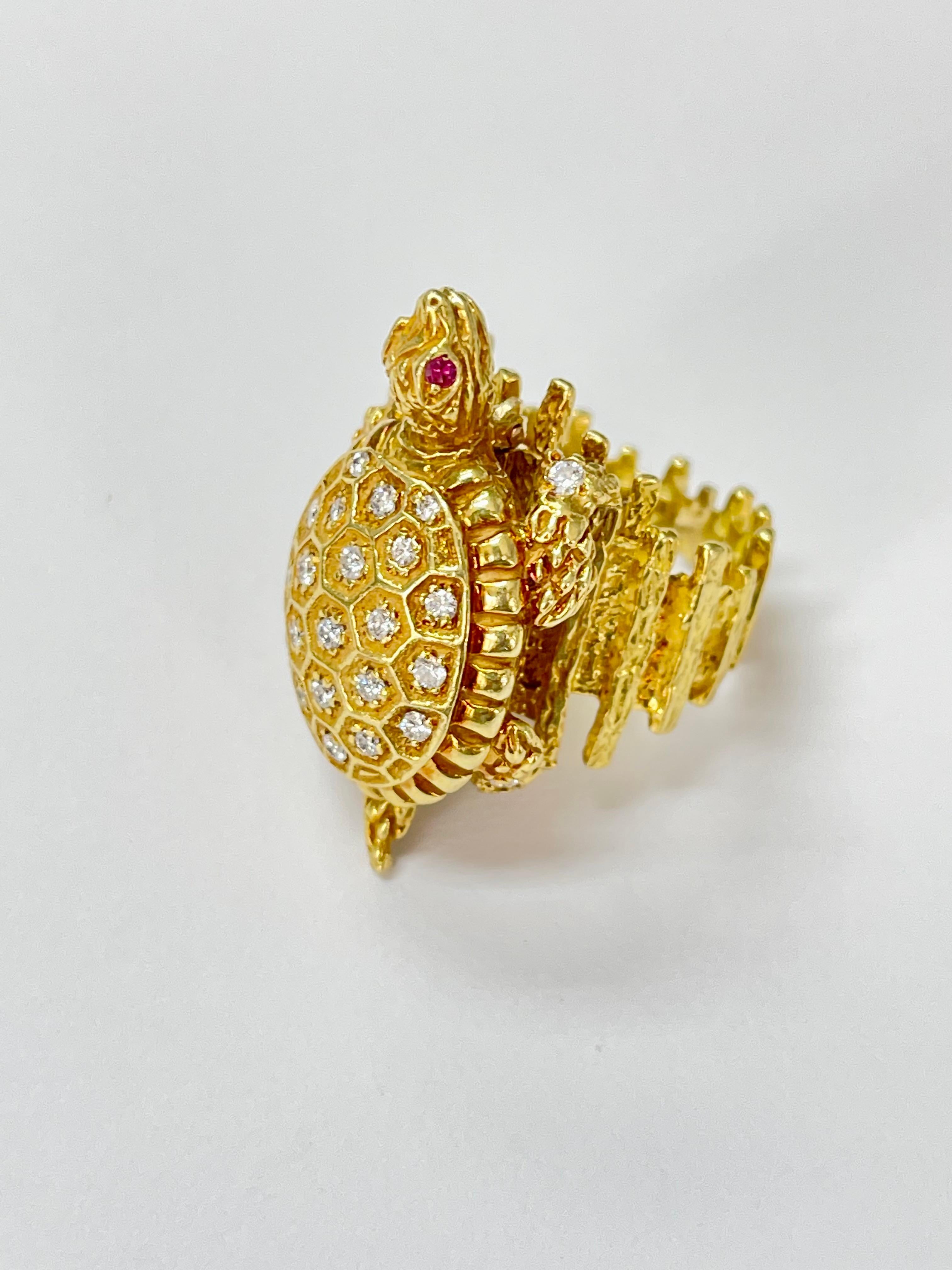 Vintage Turtle Diamond And Gold Ring/Pin In 18K Yellow Ring.  For Sale 1