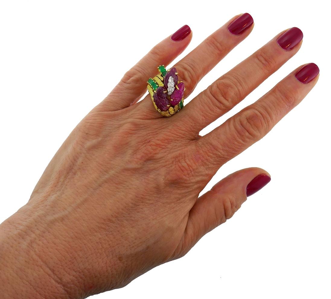 Vintage Tutti-Frutti Gold Ring Diamond Emerald Carved Ruby, 1950s 3