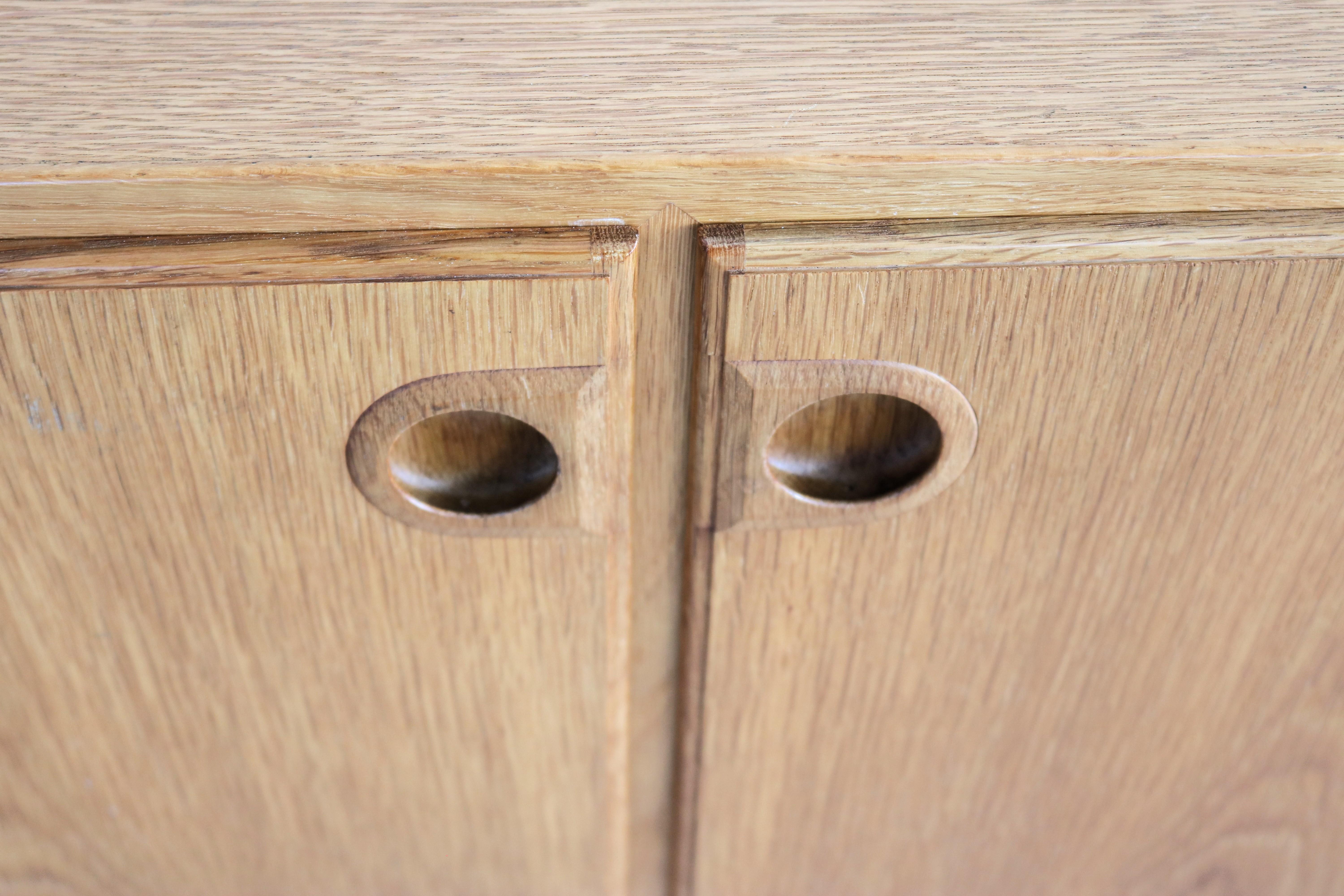 vintage TV cabinet  dresser  sideboard  Danish For Sale 3