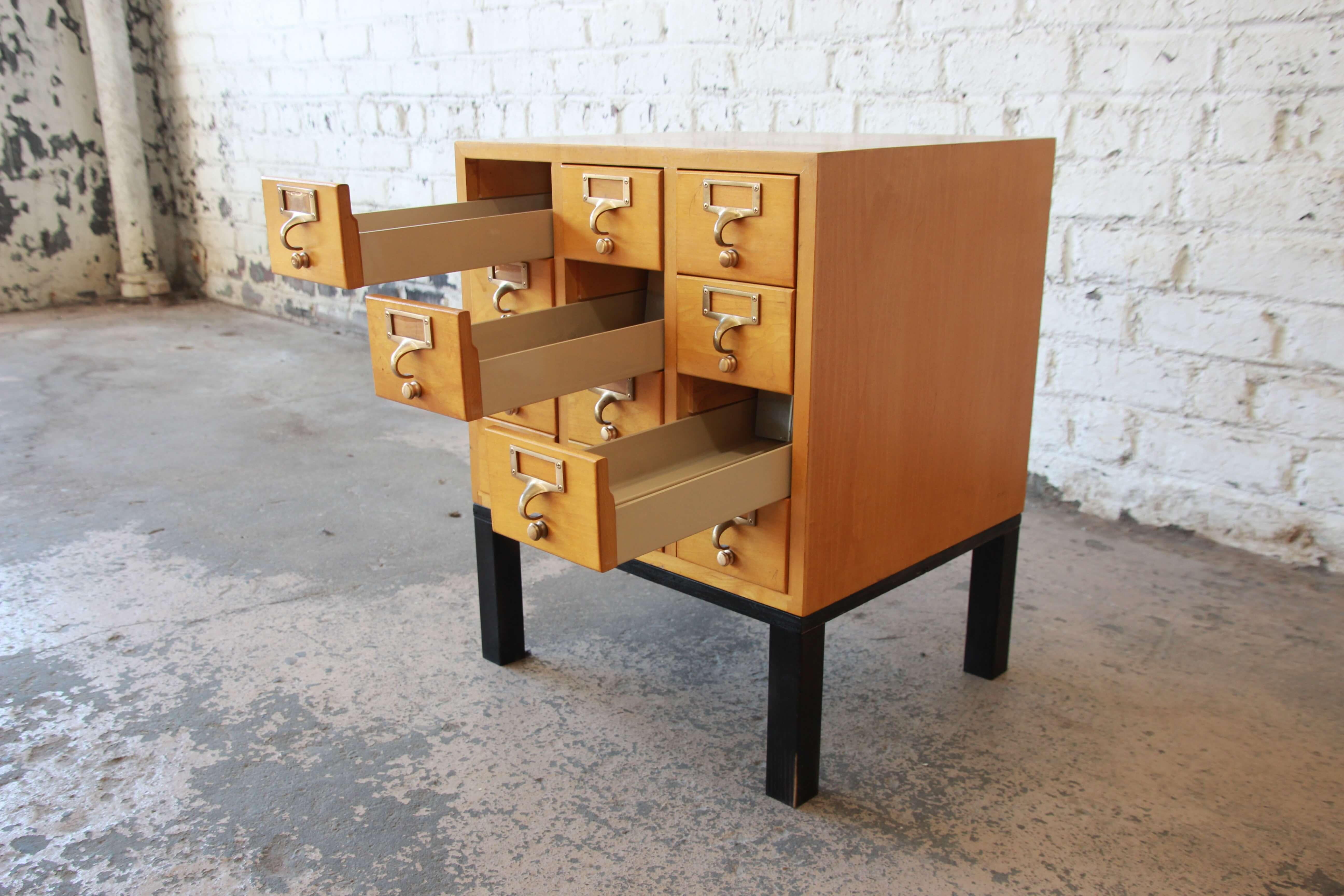 Vintage Twelve-Drawer Card Catalog End Table OR Nightstand by Garlord Bros In Good Condition In South Bend, IN