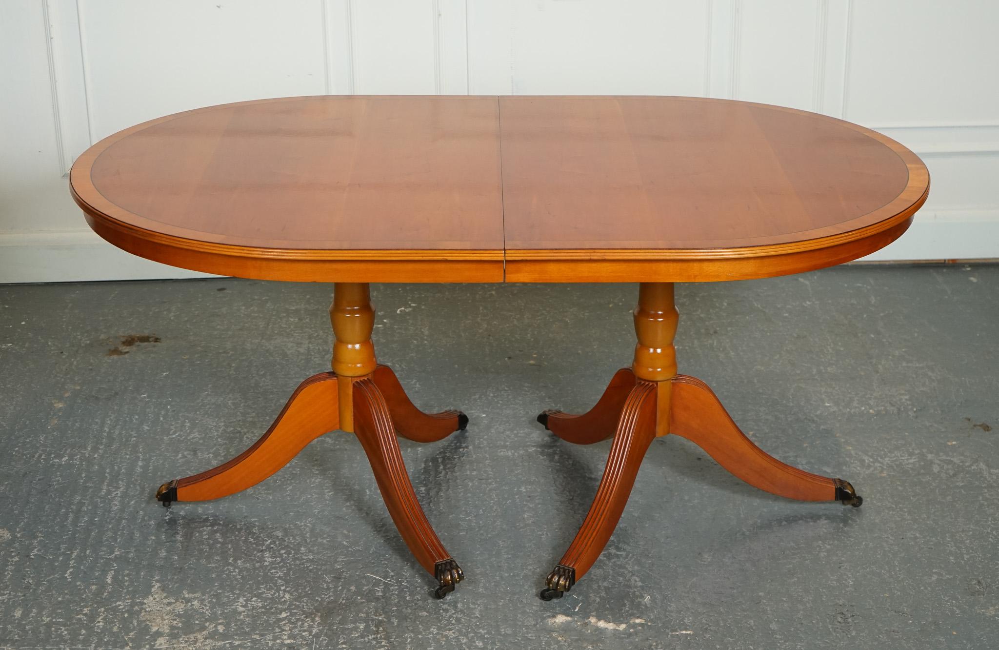 VINTAGE TWIN PEDESTAL YEW WOOD EXTENDING DINiNG TABLE 6 TO 8 Person J1 (Britisch) im Angebot