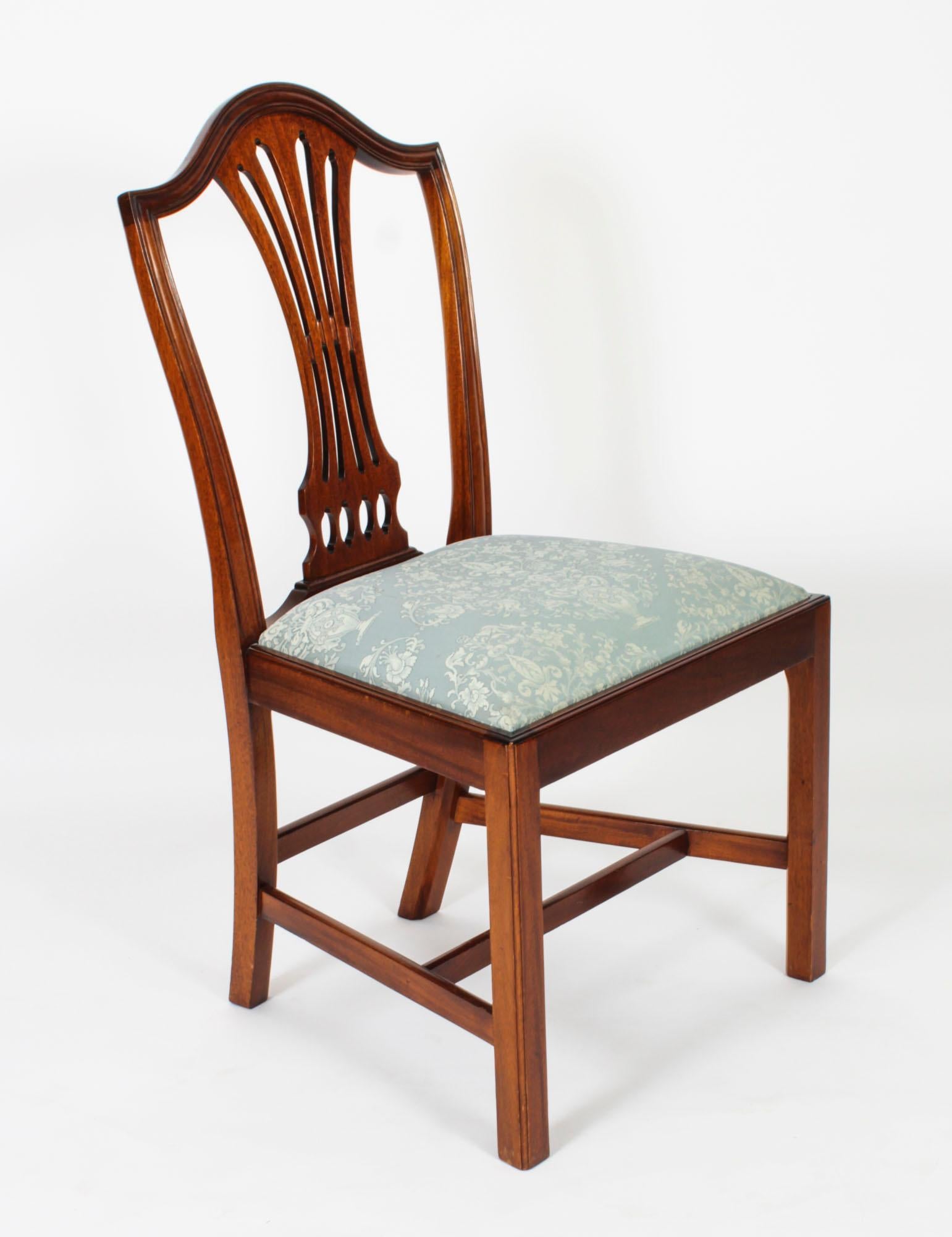 Vintage Twin Pillar Dining Table & 10 dining chairs by William Tillman 20th C 13