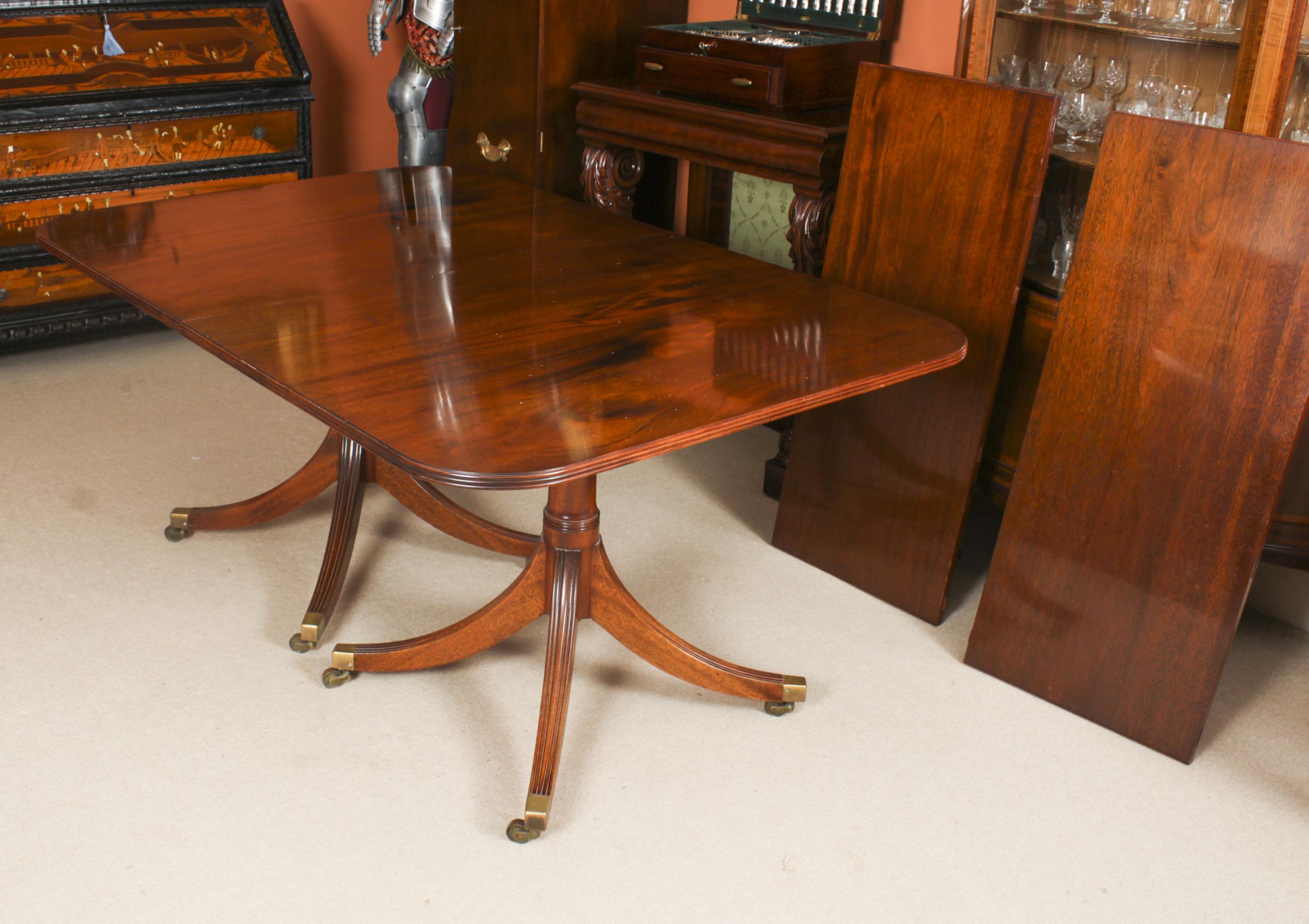 Late 20th Century Vintage Twin Pillar Dining Table & 10 dining chairs by William Tillman 20th C