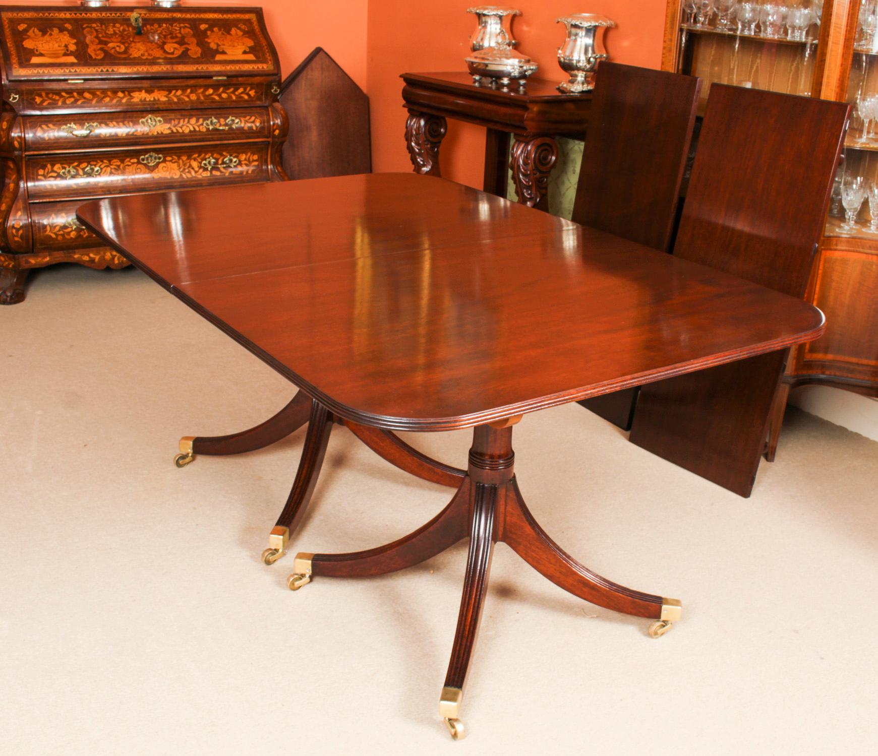 Late 20th Century Vintage Twin Pillar Dining Table by William Tillman 20C & 8 Chairs 19th C