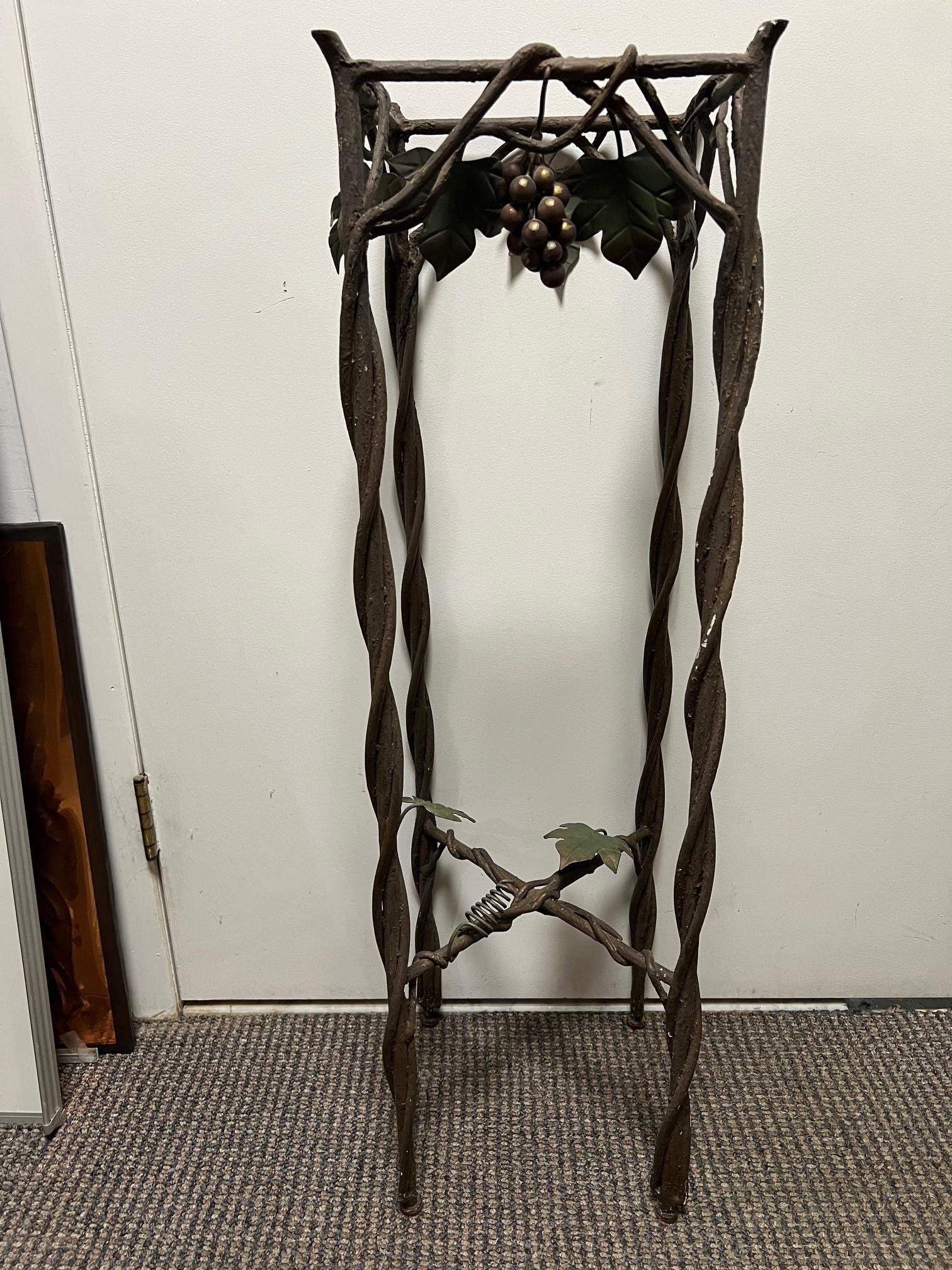 Pedestal de hierro retorcido vintage, soporte para plantas en venta 5