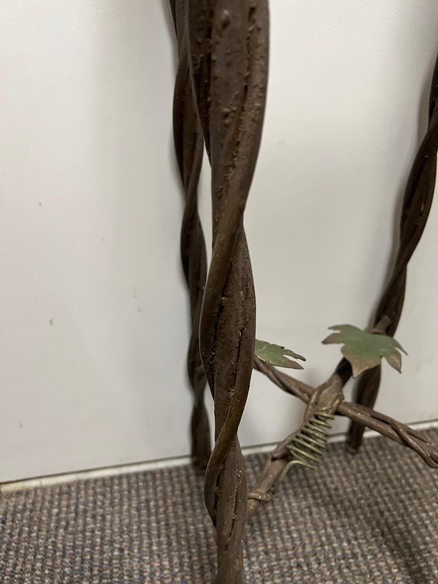 Pedestal de hierro retorcido vintage, soporte para plantas en venta 8