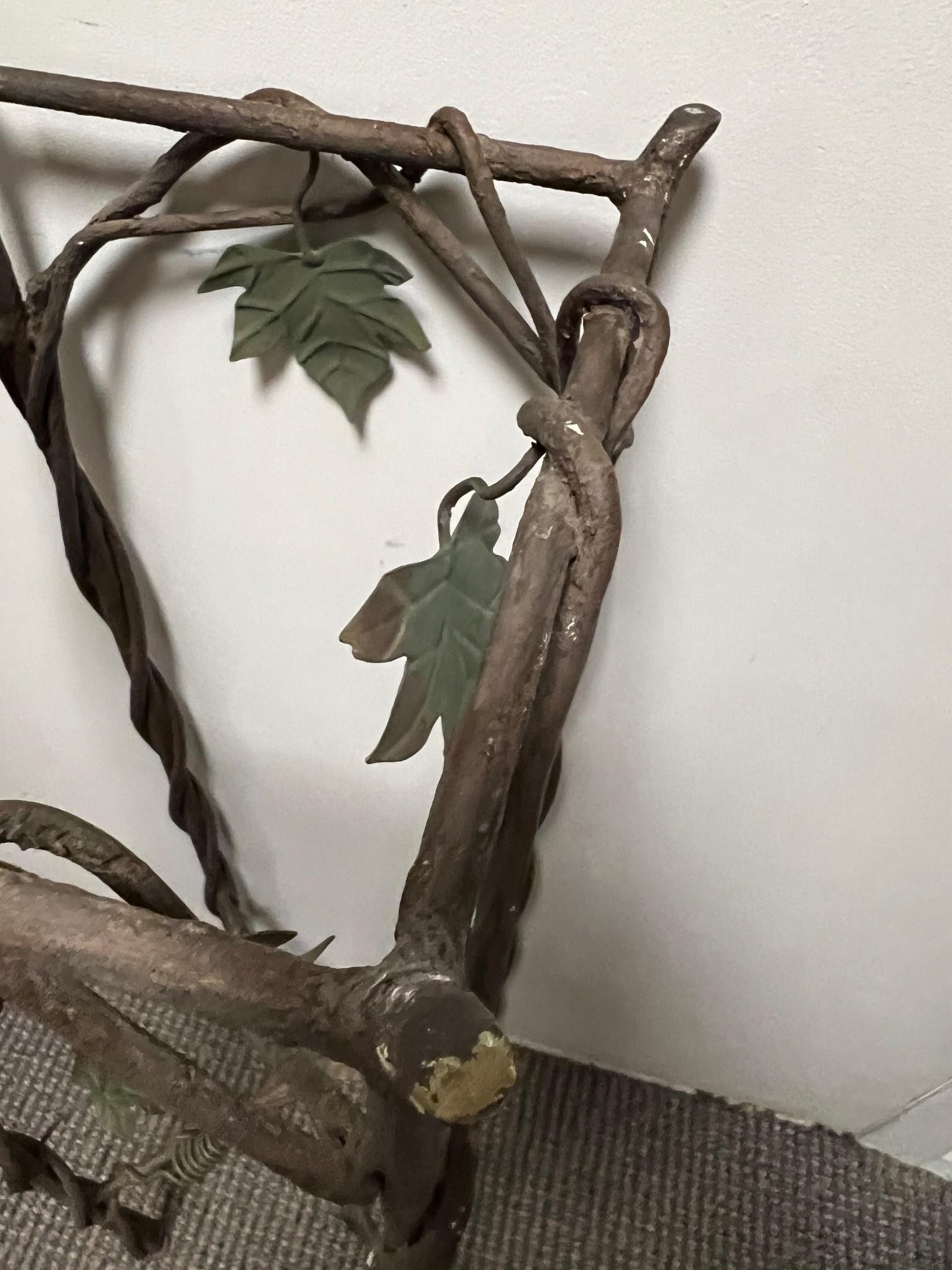 Pedestal de hierro retorcido vintage, soporte para plantas en venta 1