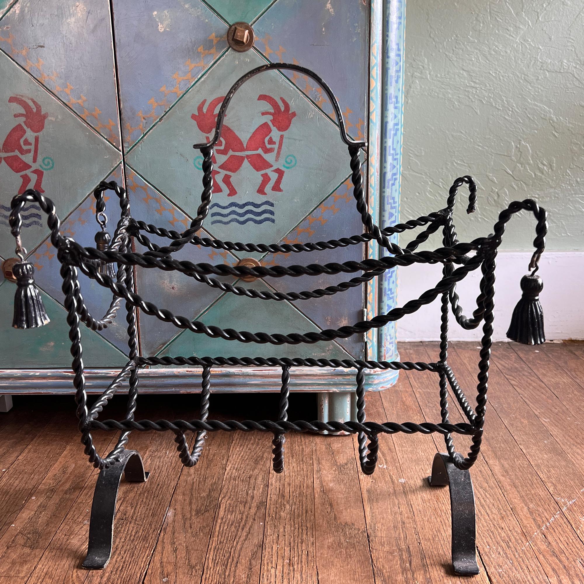 Portariviste d'epoca con nappe in ferro ritorto - stile Hollywood Regency in vendita 2