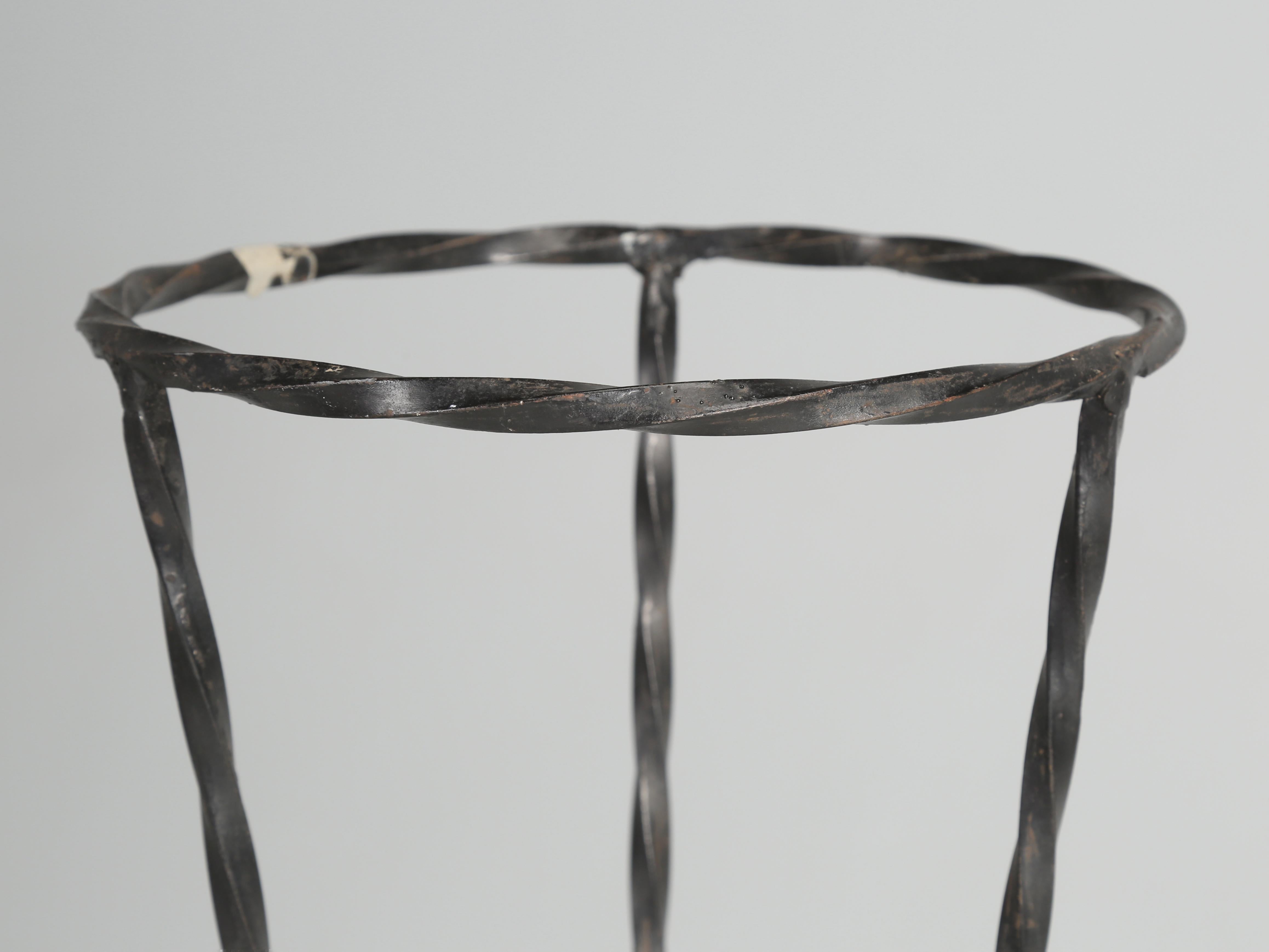 American Vintage Twisted Steel Plant Stand in Old Paint For Sale