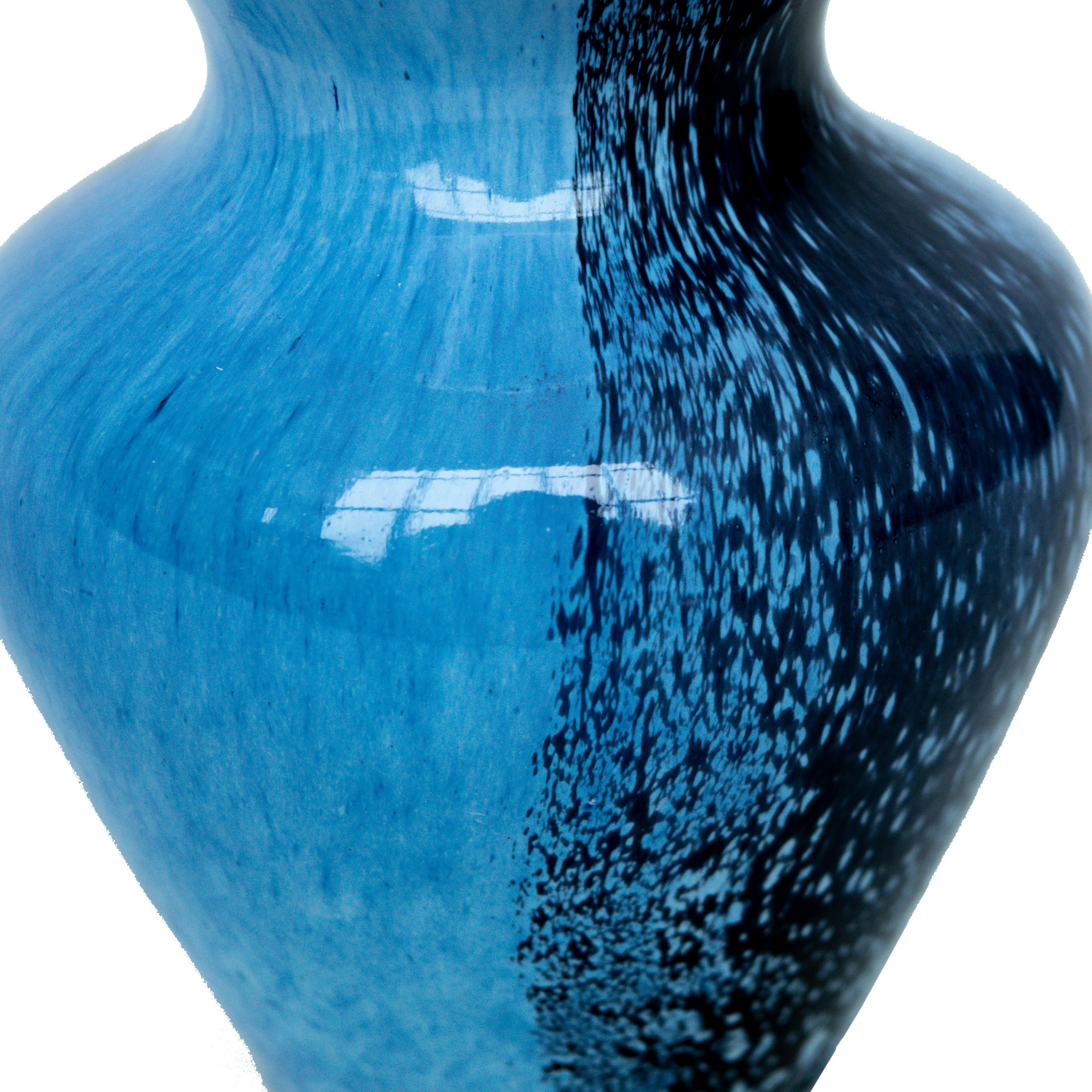 20th Century Vintage Two-Colored Vase in Blue Glass, Sweden, 1970s For Sale