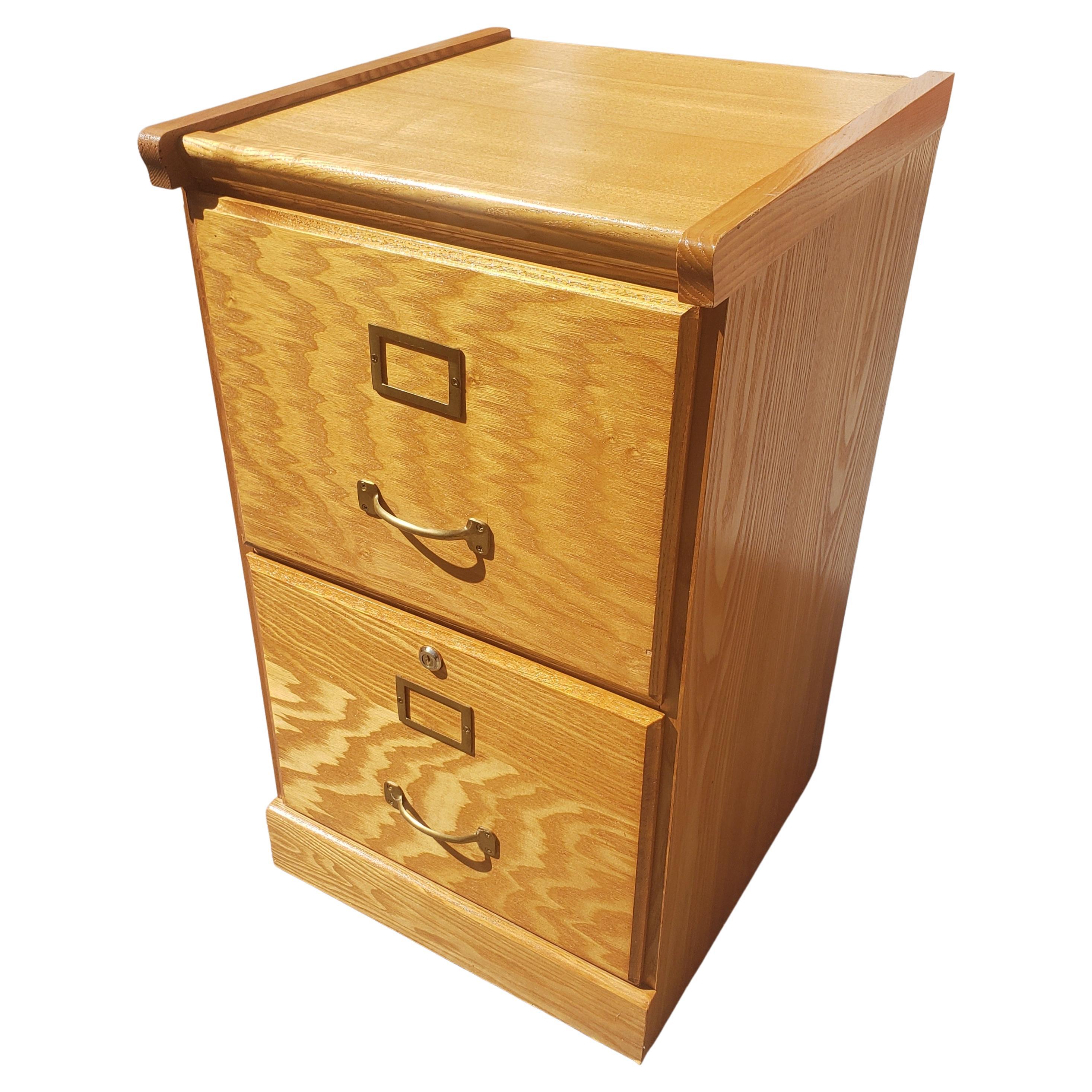 2 drawer wooden file cabinet with lock