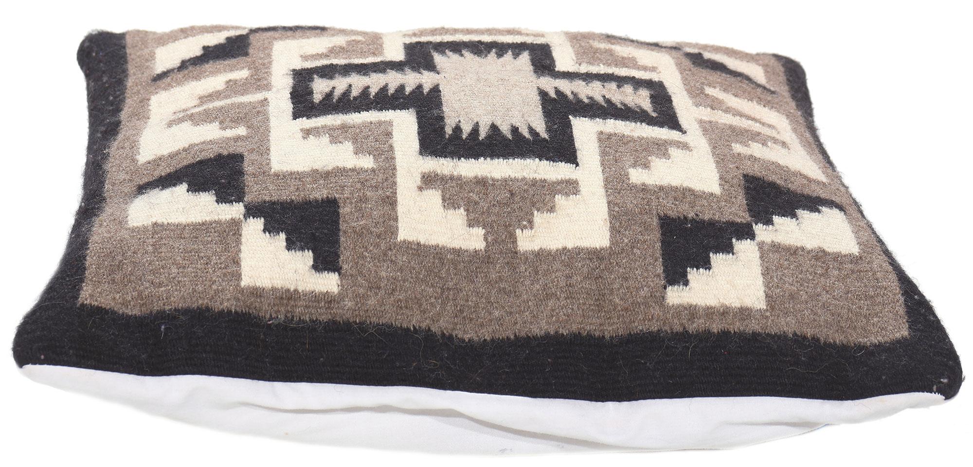 Vintage Two Grey Hills Almohada tejida al estilo navajo, textil nativo americano Moderno de mediados de siglo en venta