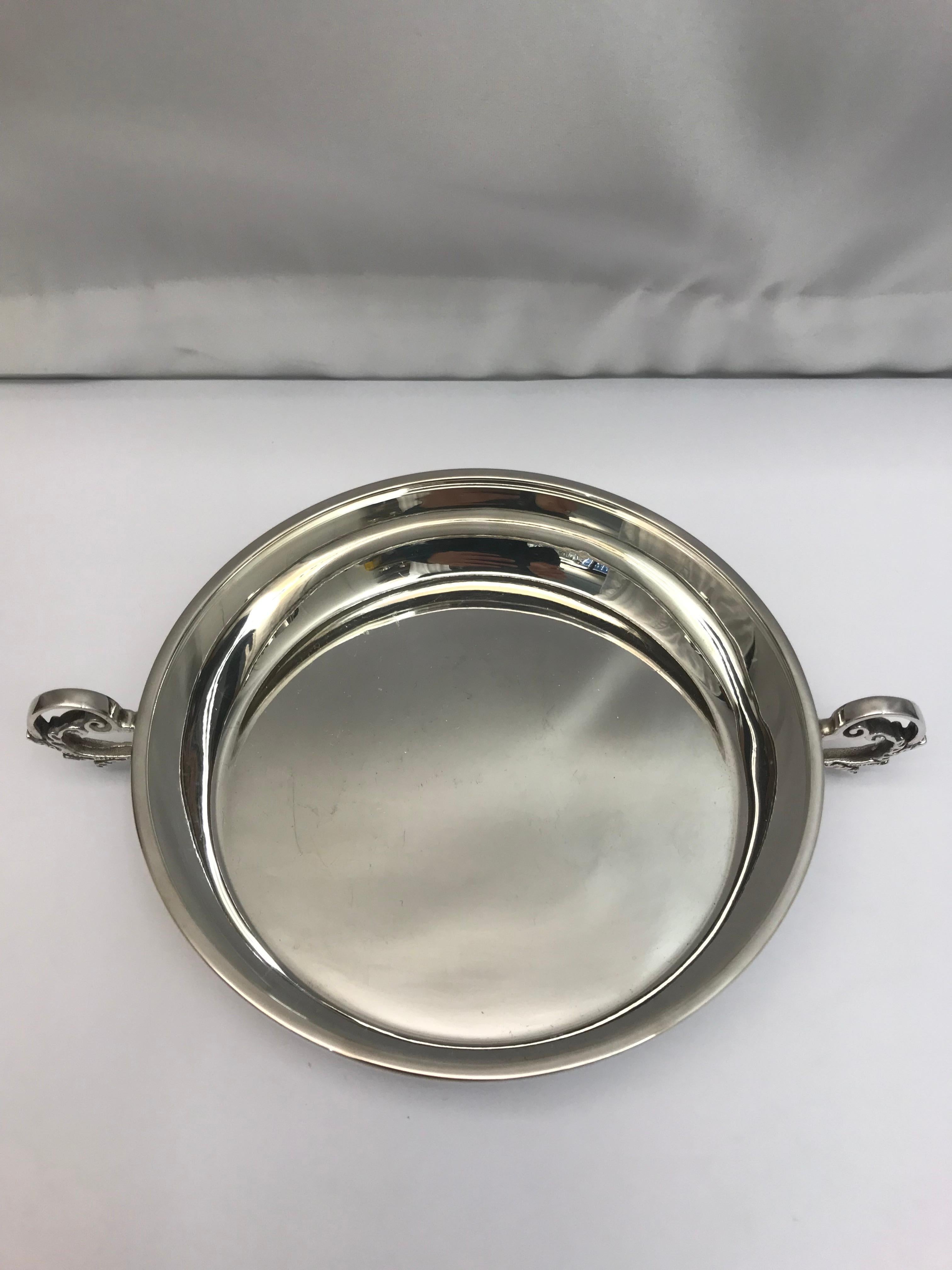 Vintage Two Handled Silver Asprey Dish In Good Condition For Sale In London, London