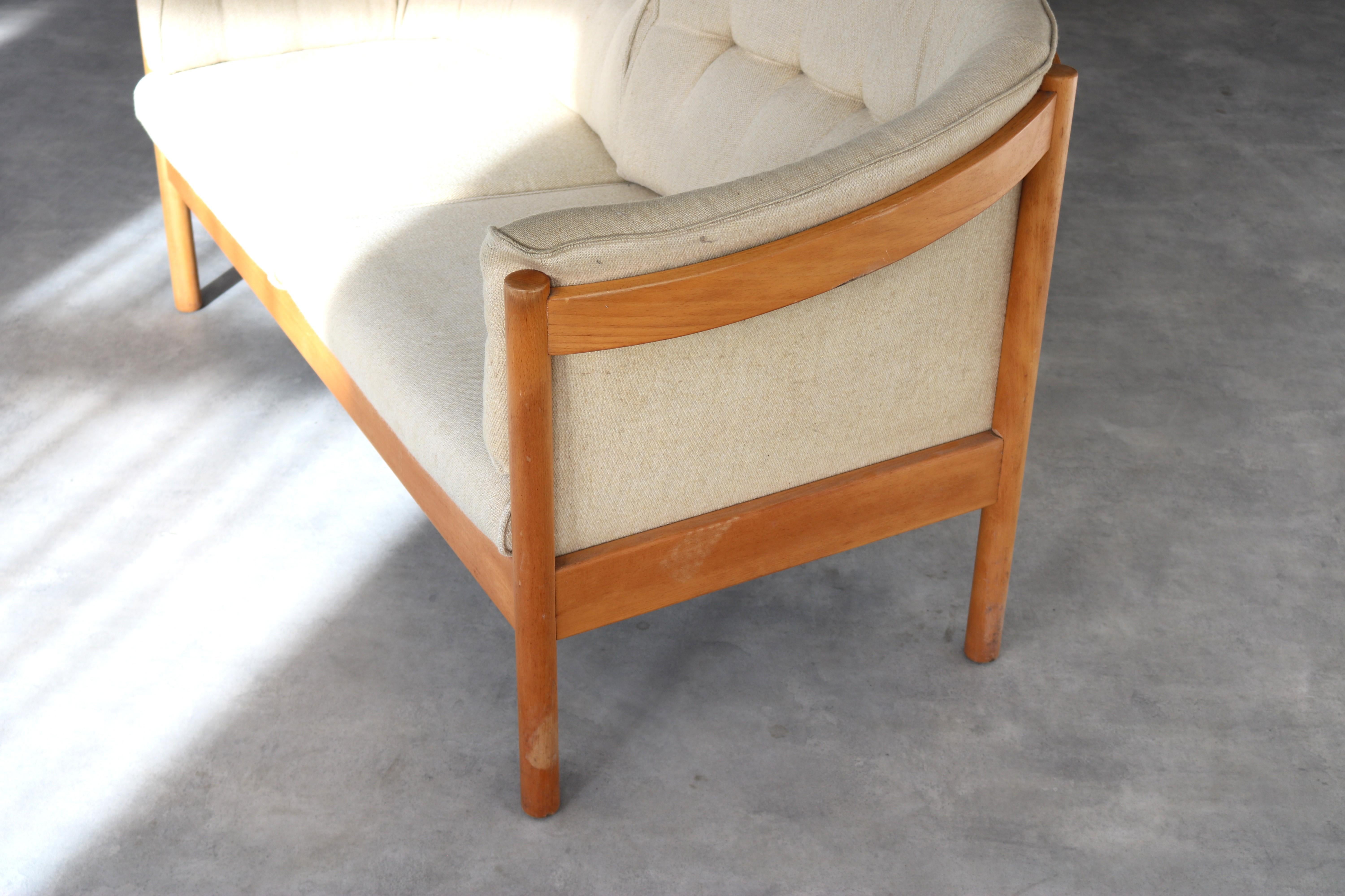 Sofá vintage de dos plazas  sofá  1970s  Nielaus en venta 2