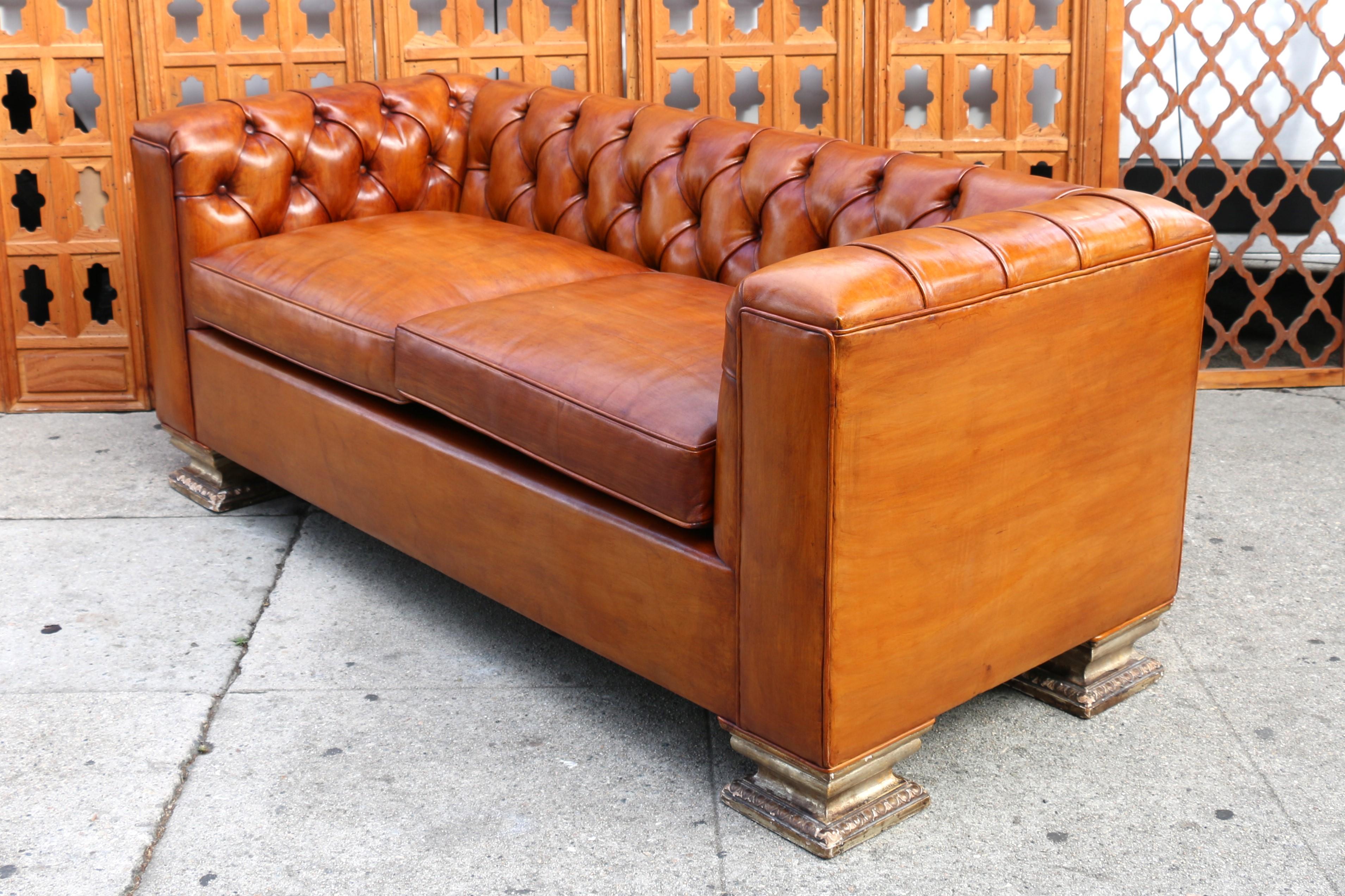 Divano Chesterfield a due posti d'epoca, 1900 in vendita 2