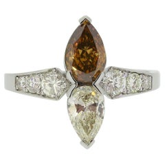 Zweisteiniger farbiger Diamantring im Vintage-Stil