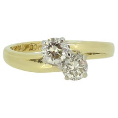 Anillo de diamantes vintage de dos piedras