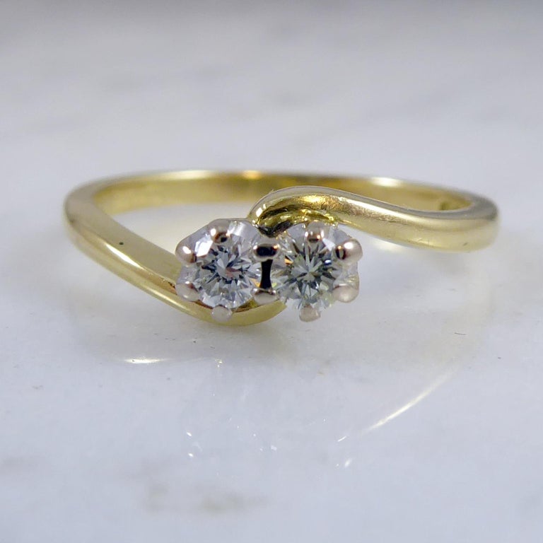 Round Cut Vintage Two Stone Diamond Ring, Hallmarked 18ct Yellow Gold, 0.15ct Total For Sale